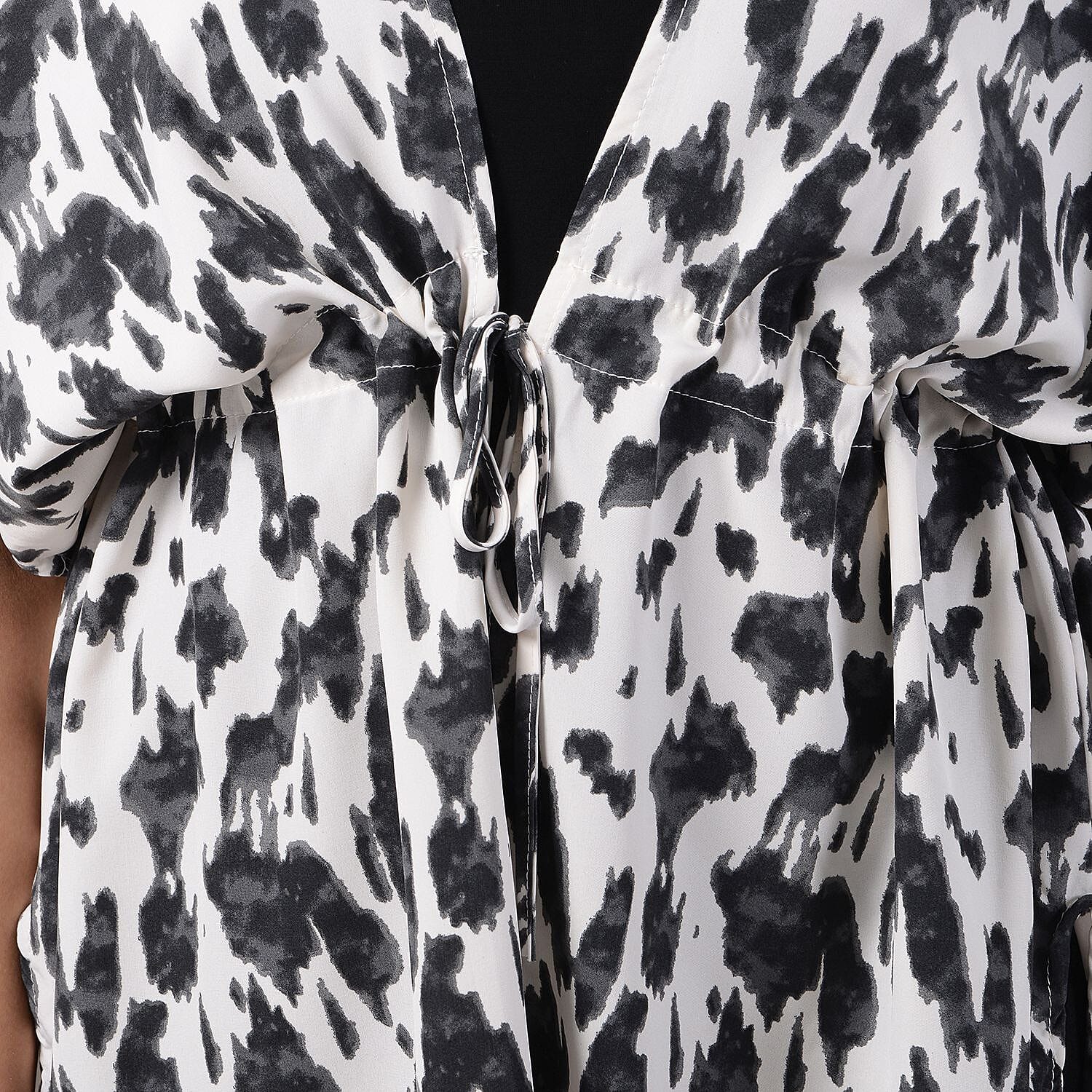 Leopard Pattern Kimono with Waist Belt (One Size) - White - Black