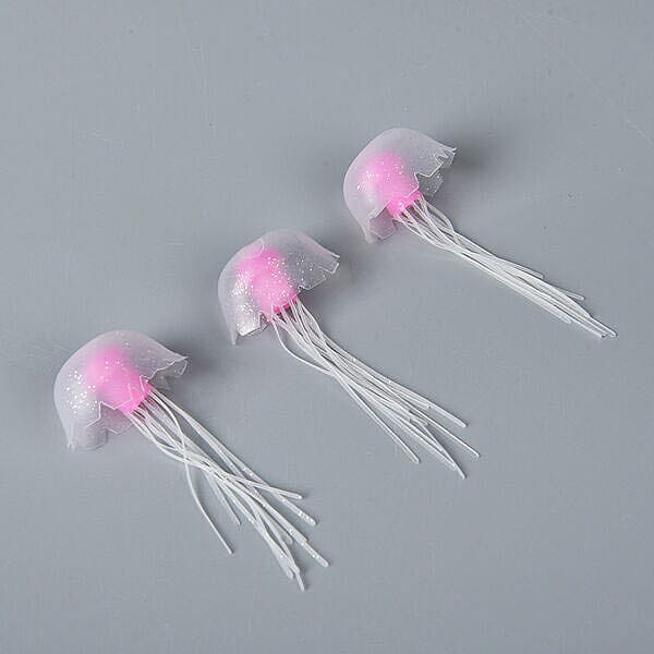 Decorative Mini Jelly Fish Lamp Plastic Fake Fish Tank with Bubbles under Colour Change LED (BS 3 Pin Plug) (Size:36X8X11Cm)