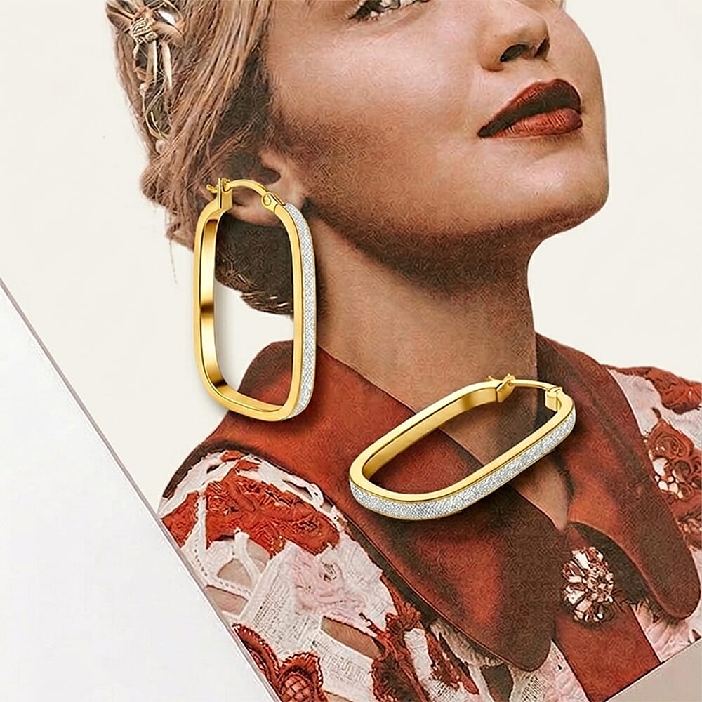 9K Yellow Gold 2.5MM X 30.5MM Stardust Rounded Rectangle Earrings 2.1 grams