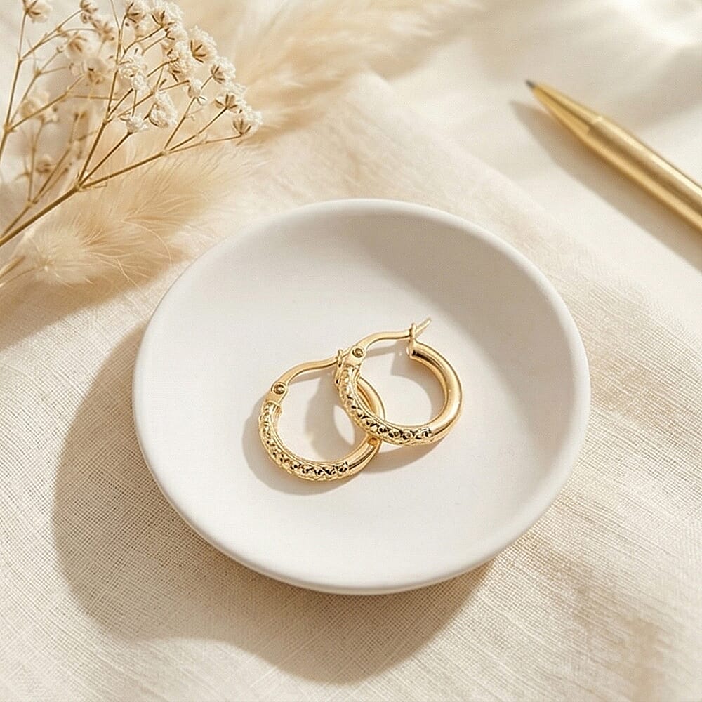 9K Yellow Gold 2.5MM Tube 15MM Diamond Hoop Cut Creole Earrings 1 grams