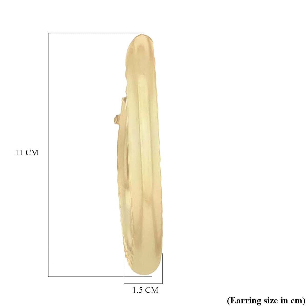 9K Yellow Gold  Earring,  Gold Wt. 0.25 Gms