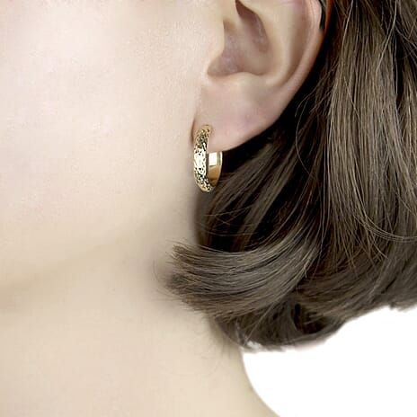 9K Yellow Gold 3.5MM Tube 21MM Diamond Cut Round Creole Hoop Earrings 1.5 grams