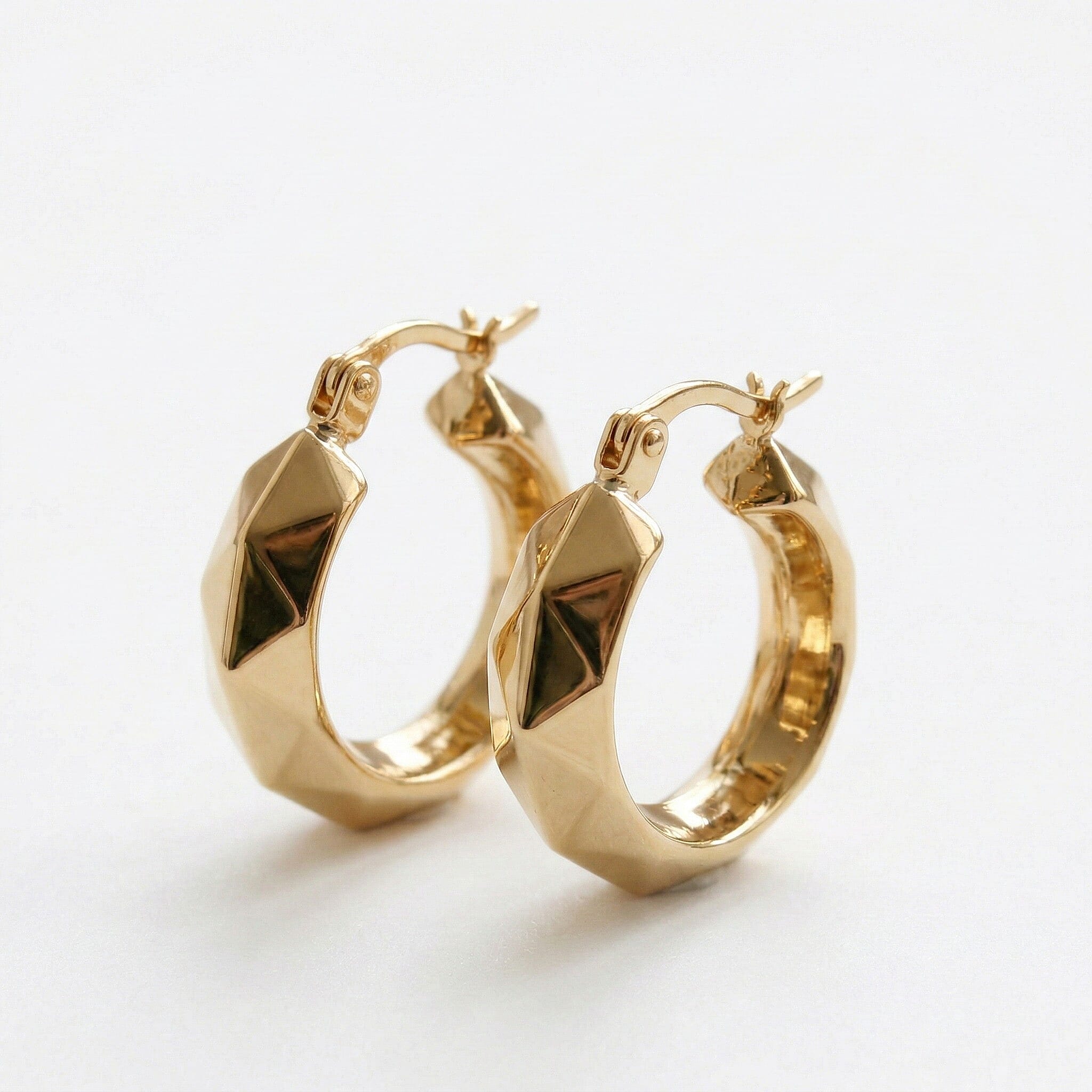 9K Yellow Gold 14MM Patterned Creole Earrings 0.53 grams