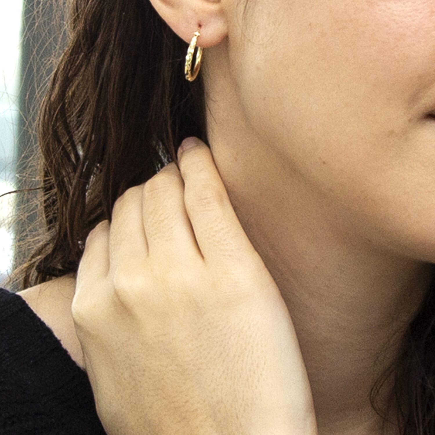 9K Yellow Gold 18MM Diamond Cut Hoop Creole Hoop Earrings 1.2 grams