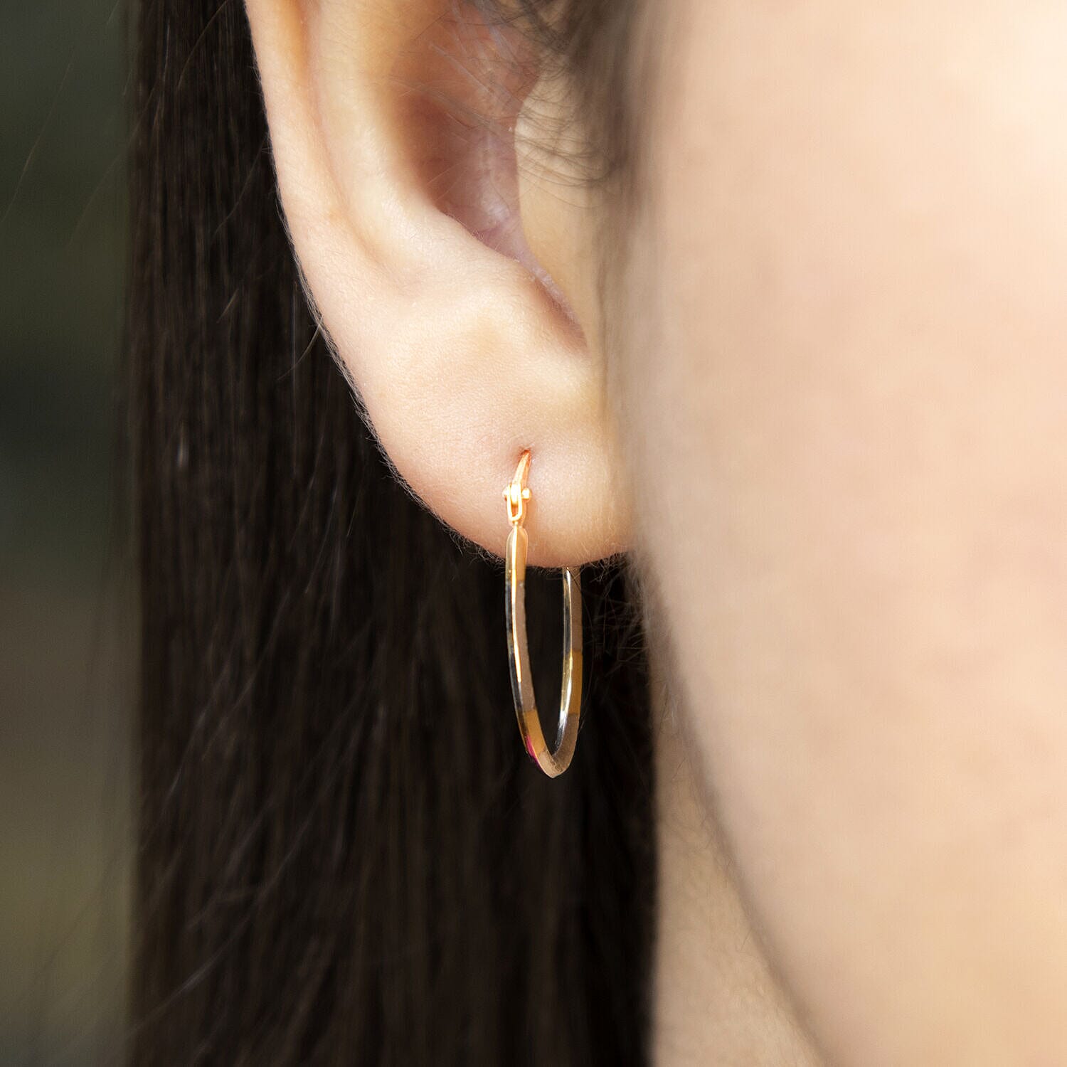 9K Two Colour Gold 14MM X 20MM Diamond Cut Oval Creole Earrings 0.44 grams