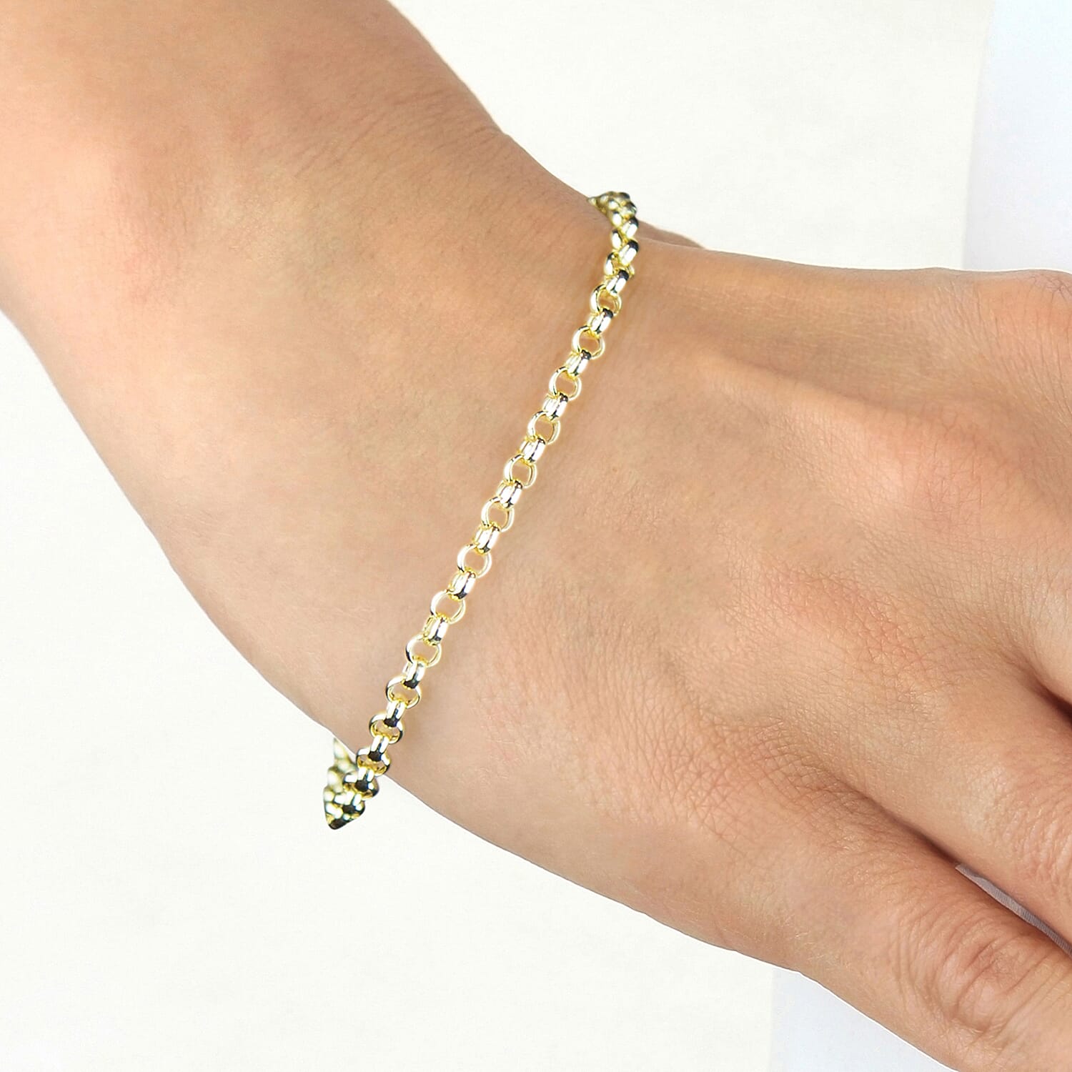 9K Yellow Gold High Finish Hollow Belcher Bracelet 7 Inch, 1.5 grams