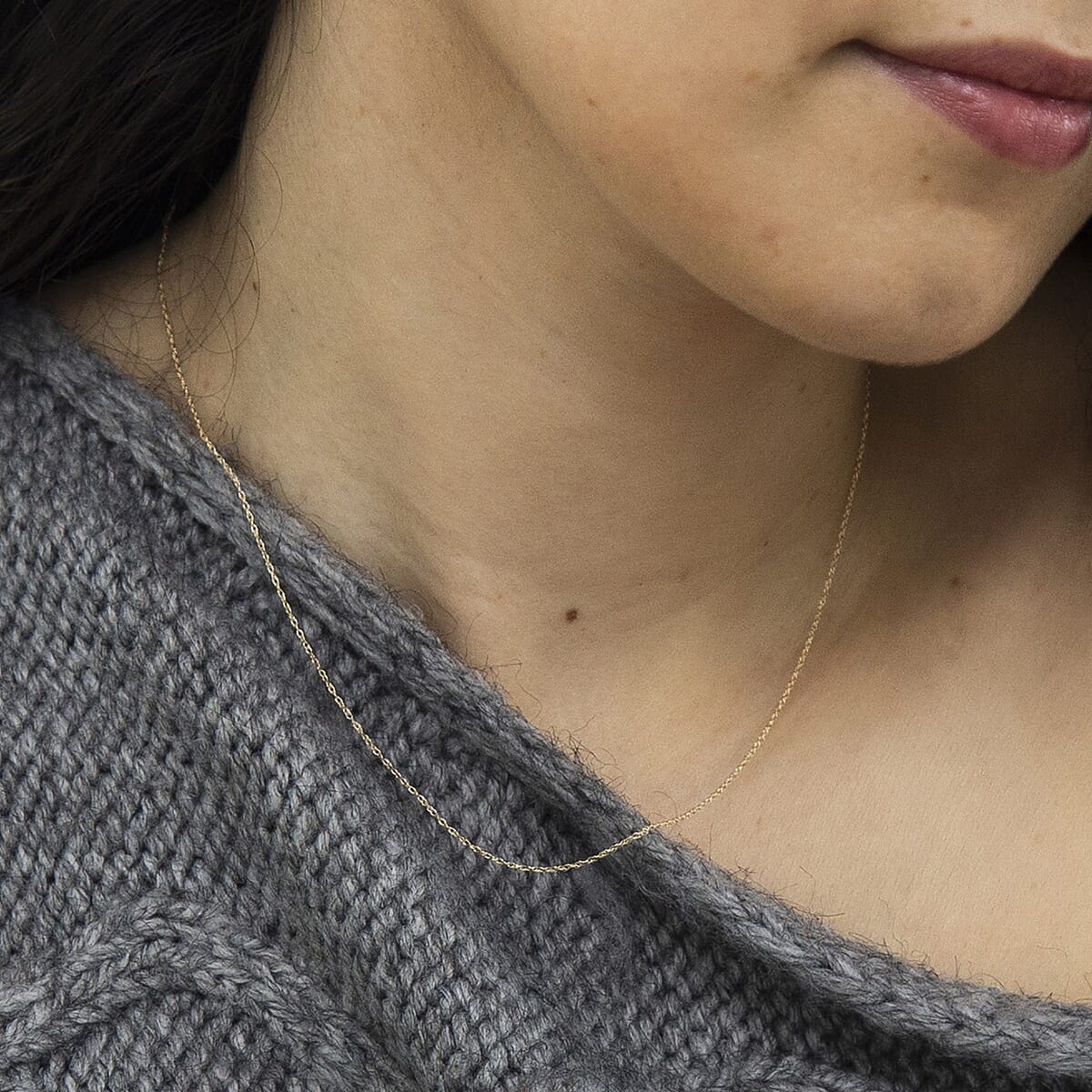 9K Yellow Gold High Finish Prince of Wales Chain 16 Inch, 0.32 grams