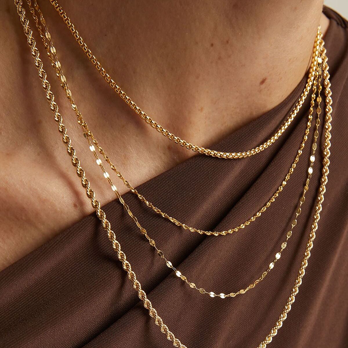 9K Yellow Gold High Finish 1.8MM Forzatina Chain 20 Inch, 0.97 grams