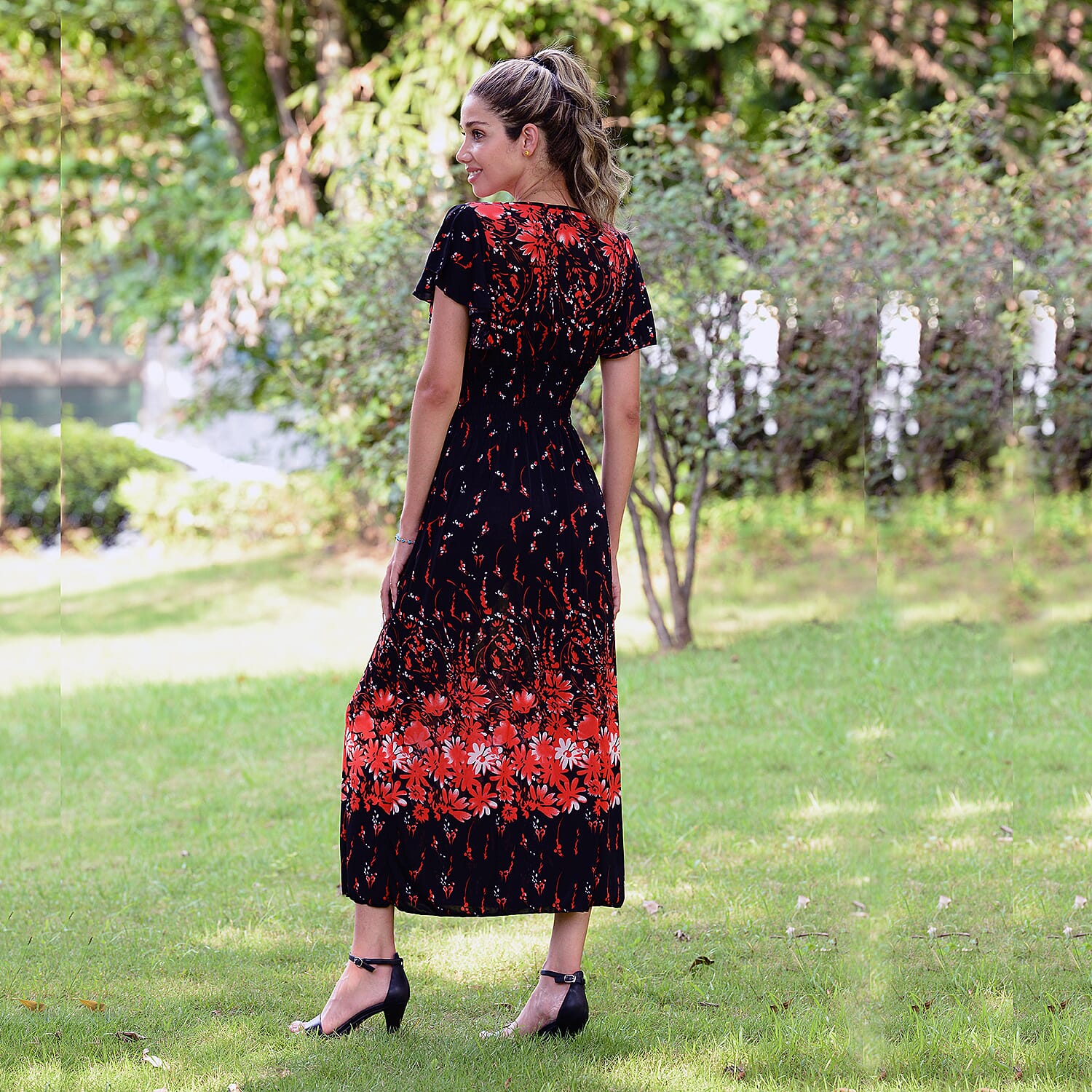 JOVIE Floral Pattern Smocked Waist Maxi Dress with Flutter Sleeve - Black and Red