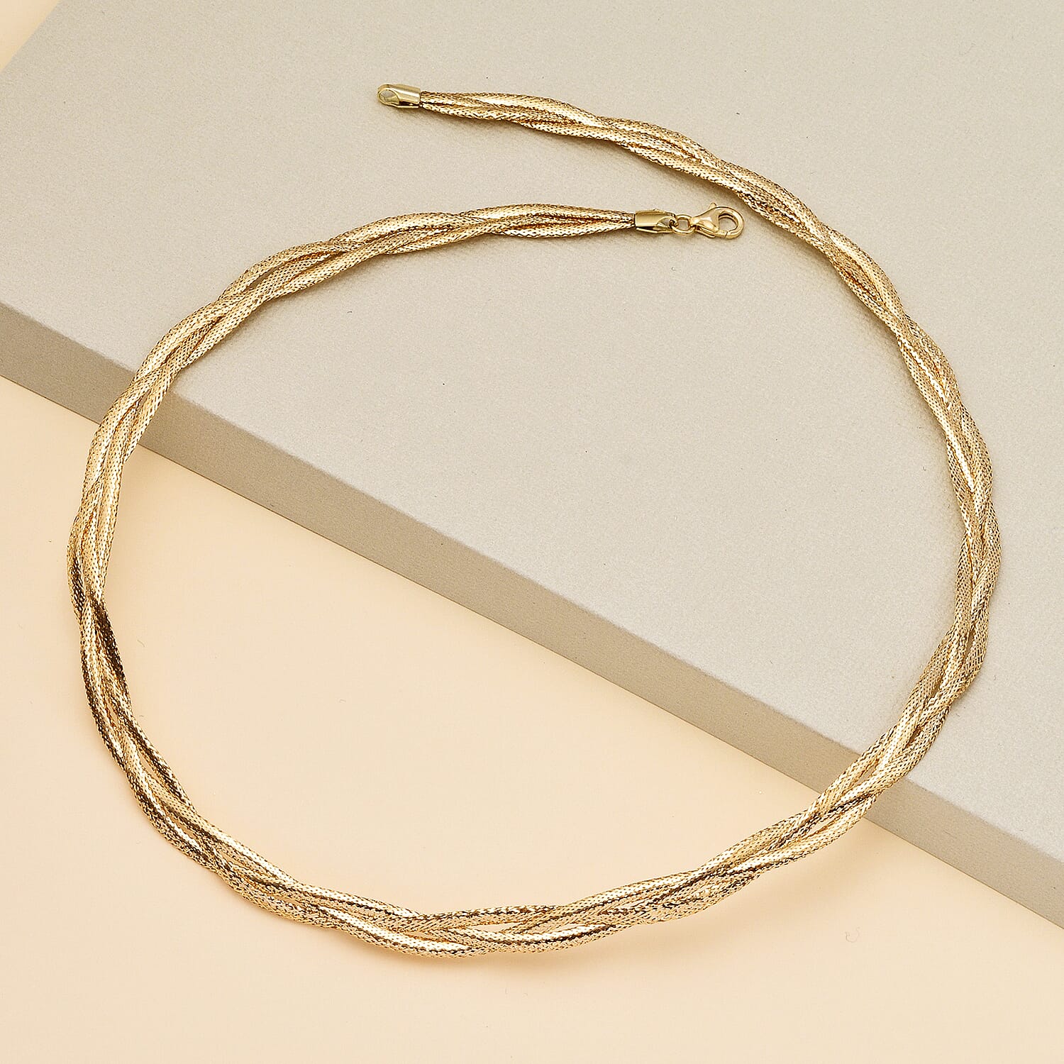 9K Yellow Gold Flat Curb Bracelet (Size 7.5) with Spring Clasp
