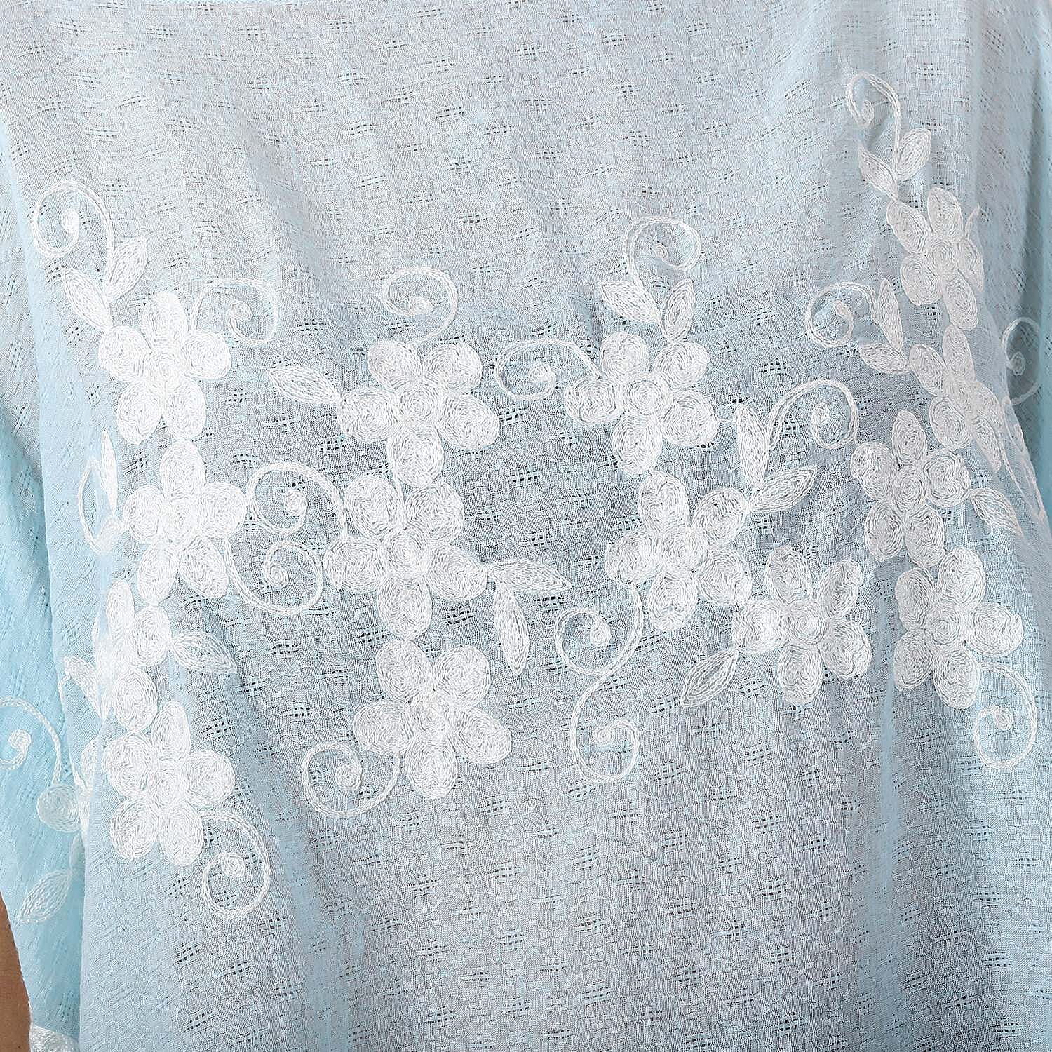 T-shirt with Embroidery - Light Blue