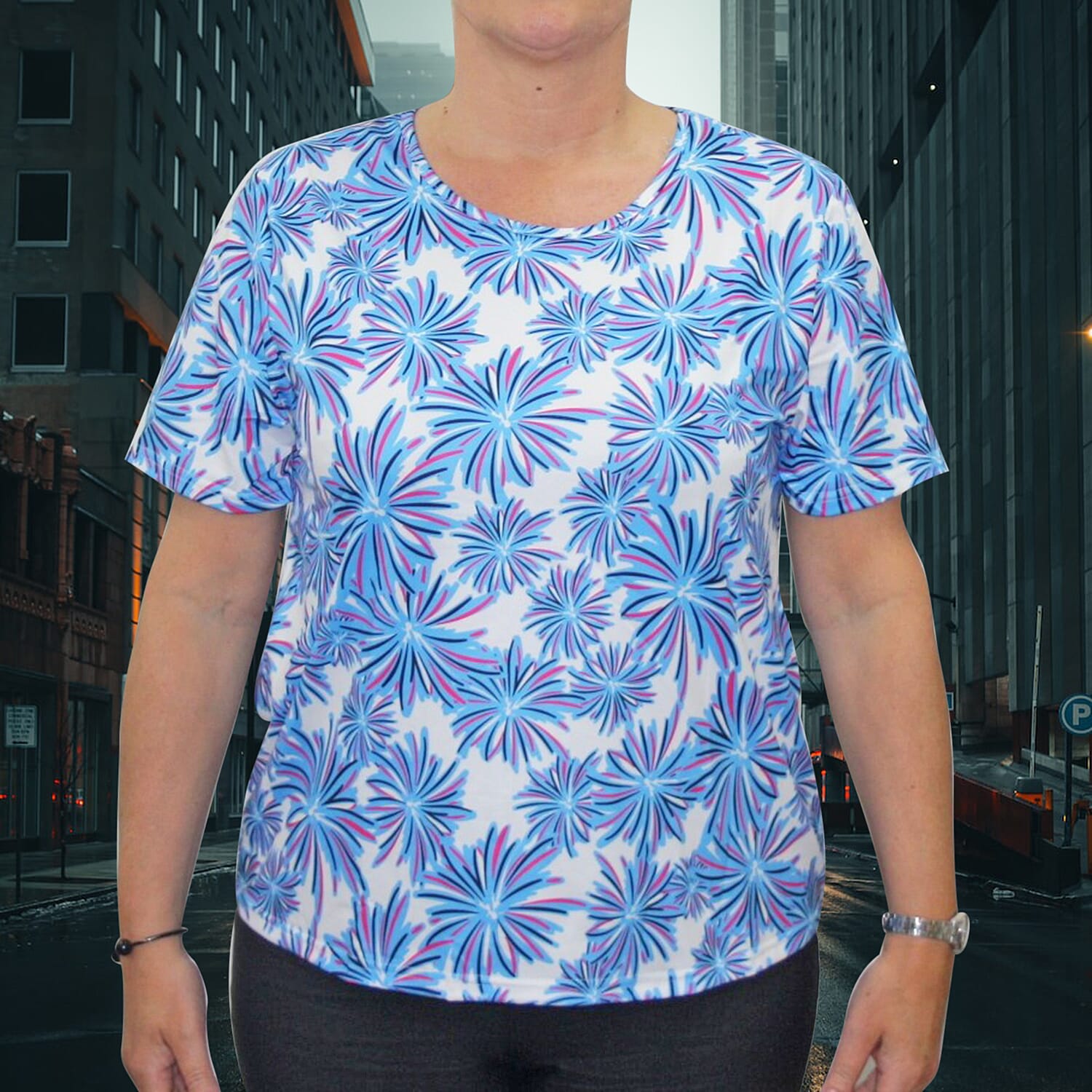 Aura Boutique Printed Short Sleeve Top (Size L) - White & Blue