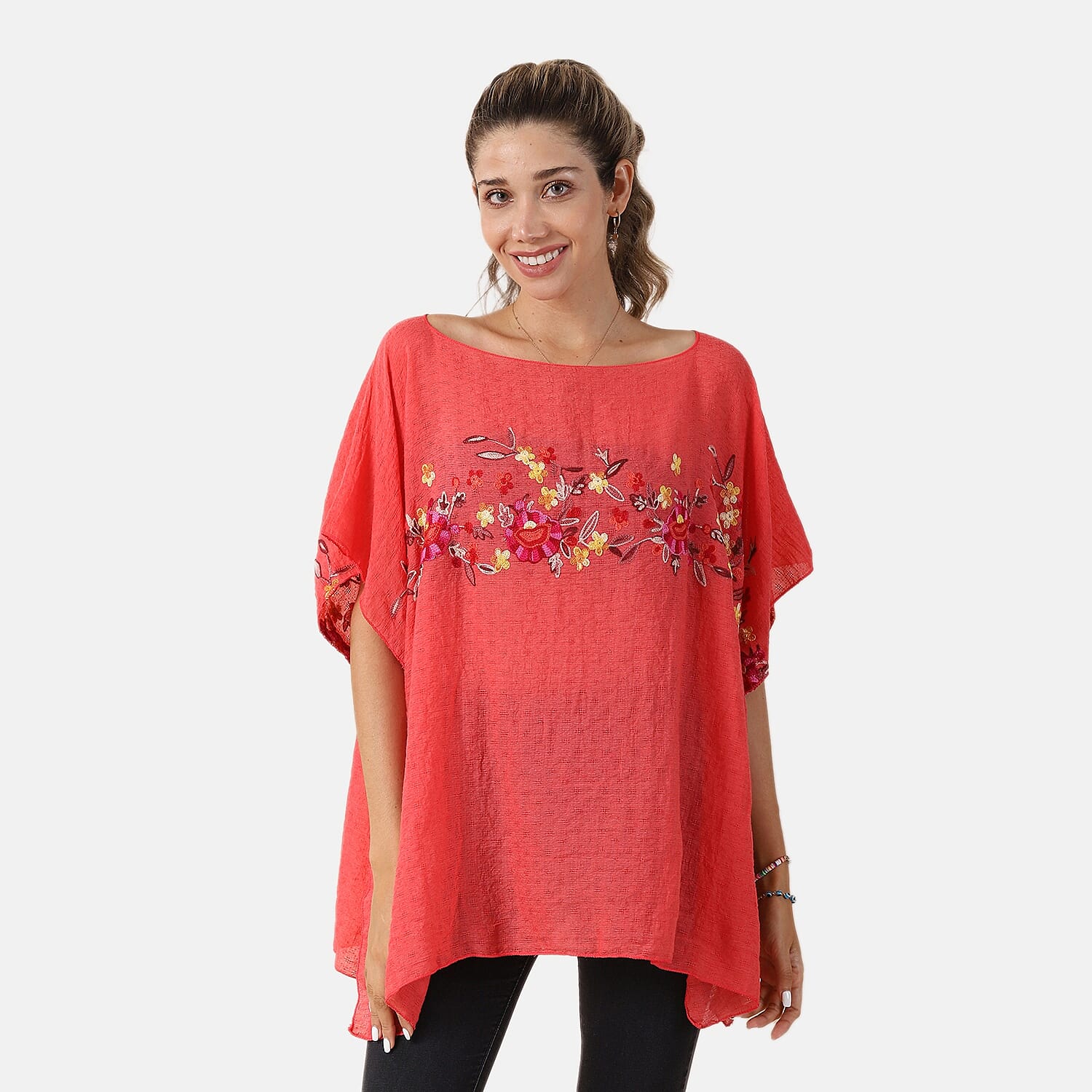 T-shirt with Embroidery - Red