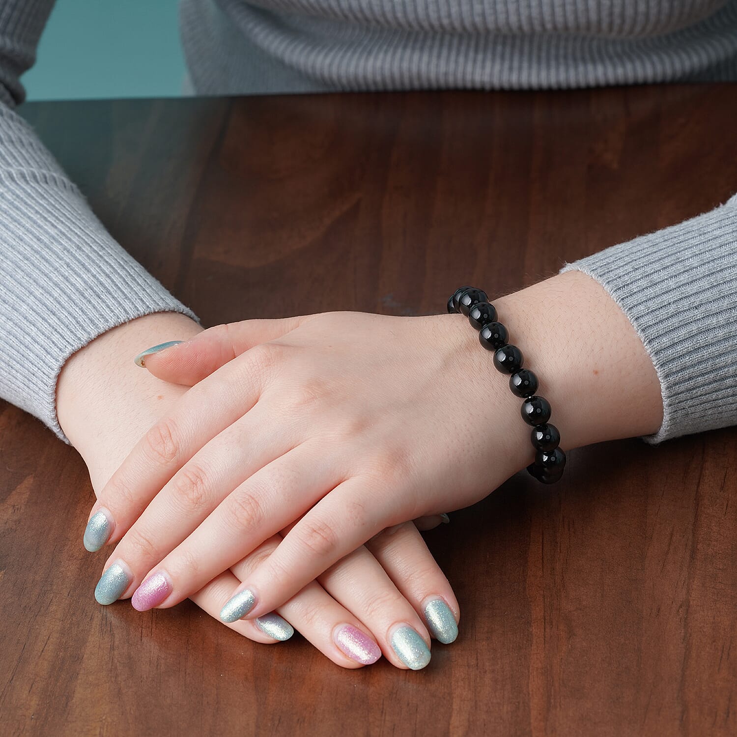 Black Agate Beads Stretchable Bracelet (Size 6.75)