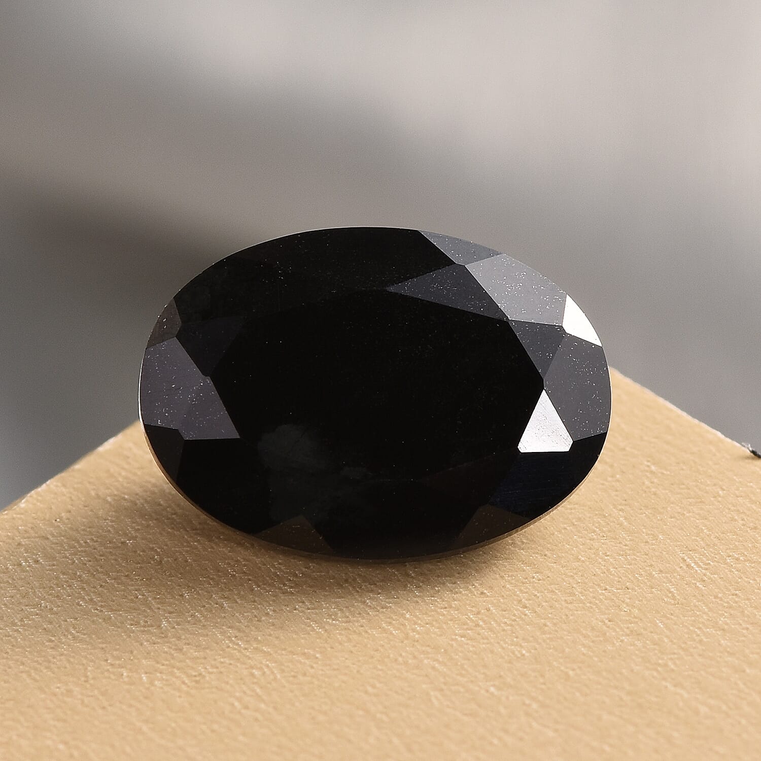 Black Tourmaline Oval 14x10 mm-5.01Ct.