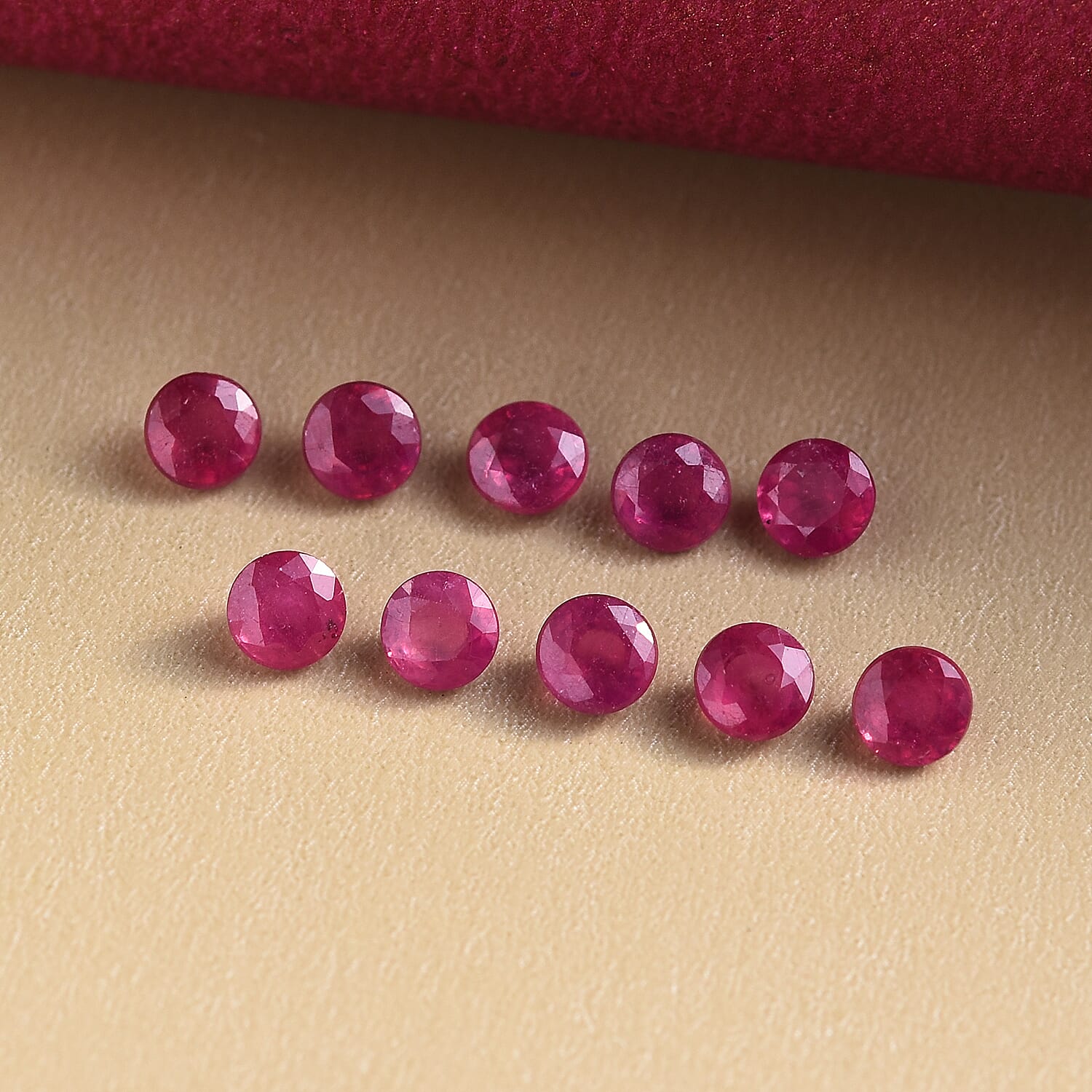 Set of 10 - African Ruby (FF) Round 3.75 mm 3.21 Ct.