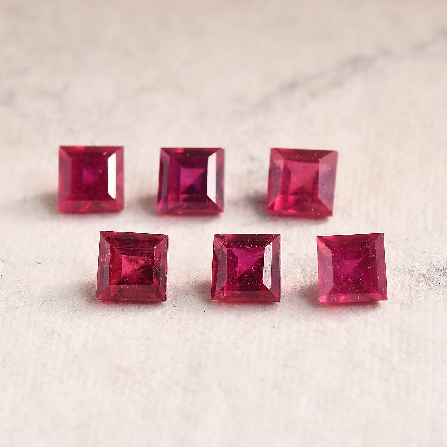 Set of 6 - African Ruby (FF) Square 4 mm 2.68 Ct.