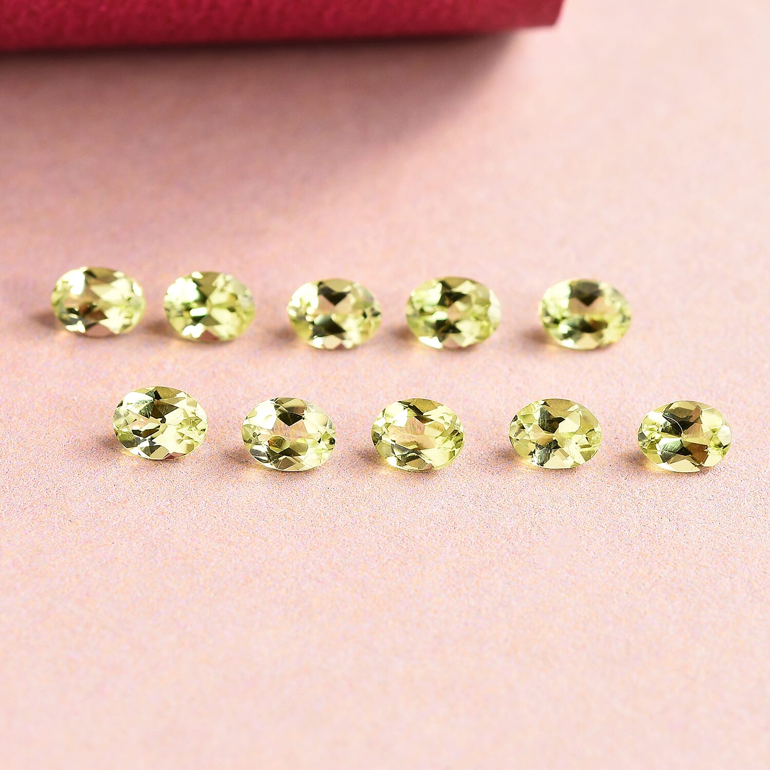 Set of 10 - Hebei Peridot Oval 4x3 mm 1.64 Ct.