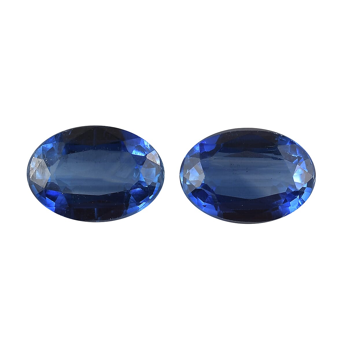 Set of 2 - Kyanite Oval 7x5 mm 1.90 Ct.