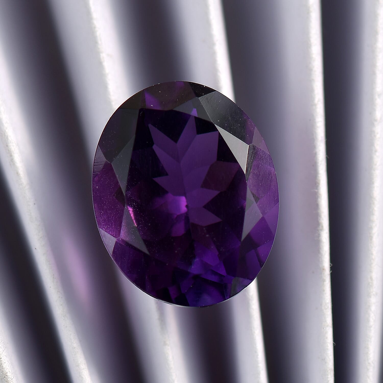 AAA Mashamba Amethyst Oval 11x9 mm 3.09 Ct.