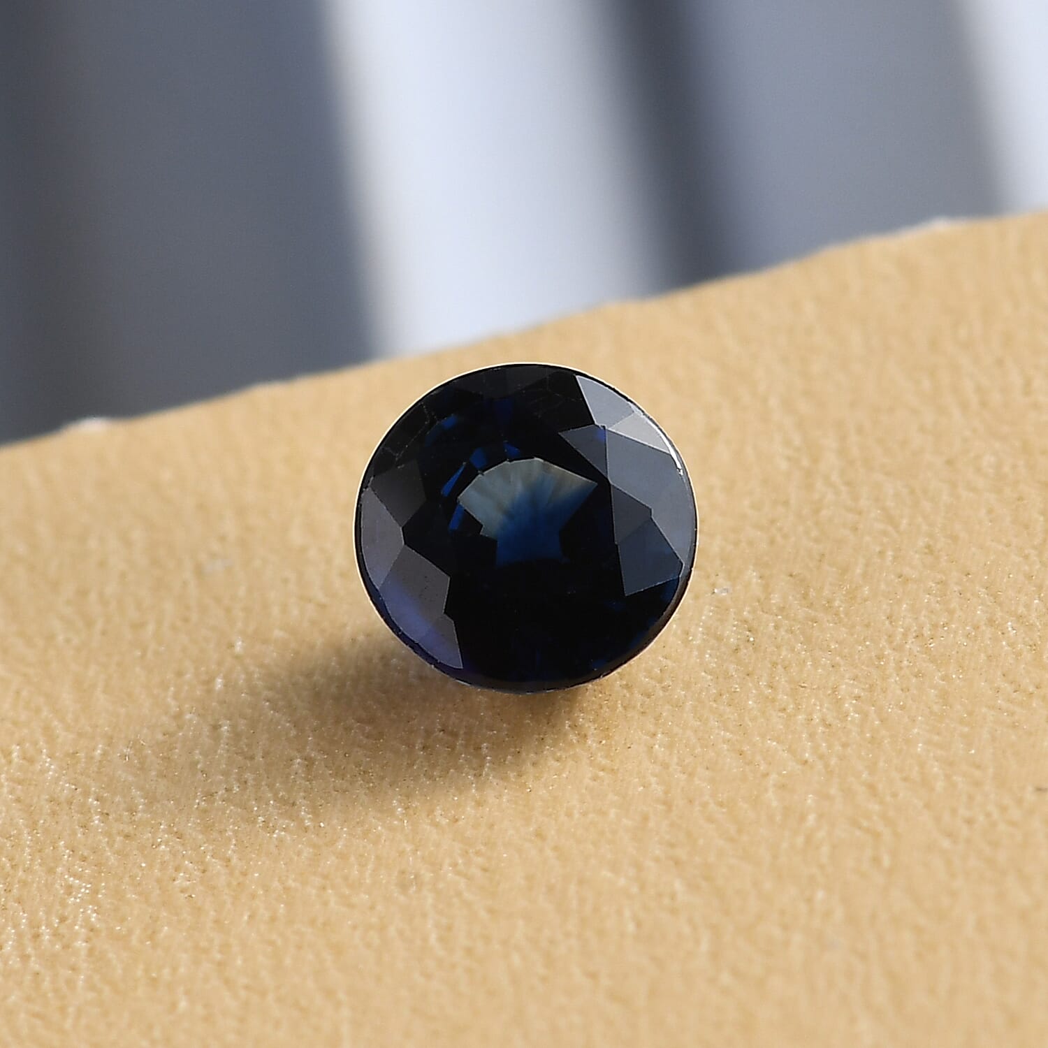 AA Blue Sapphire Round 5 mm 0.55 Ct.