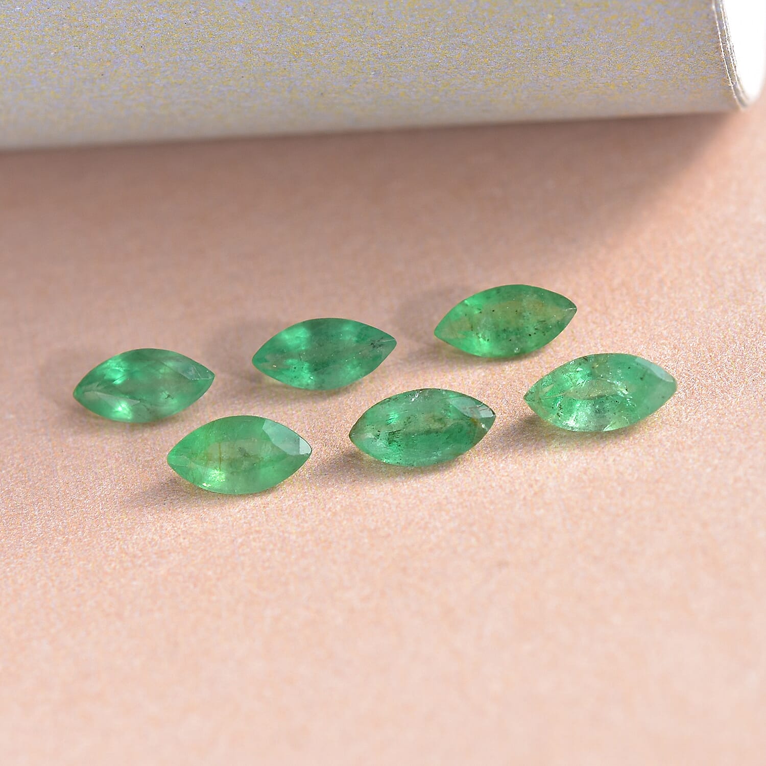 Set of 6 - Emerald Marquee 5x2.5 mm 0.76 Ct.