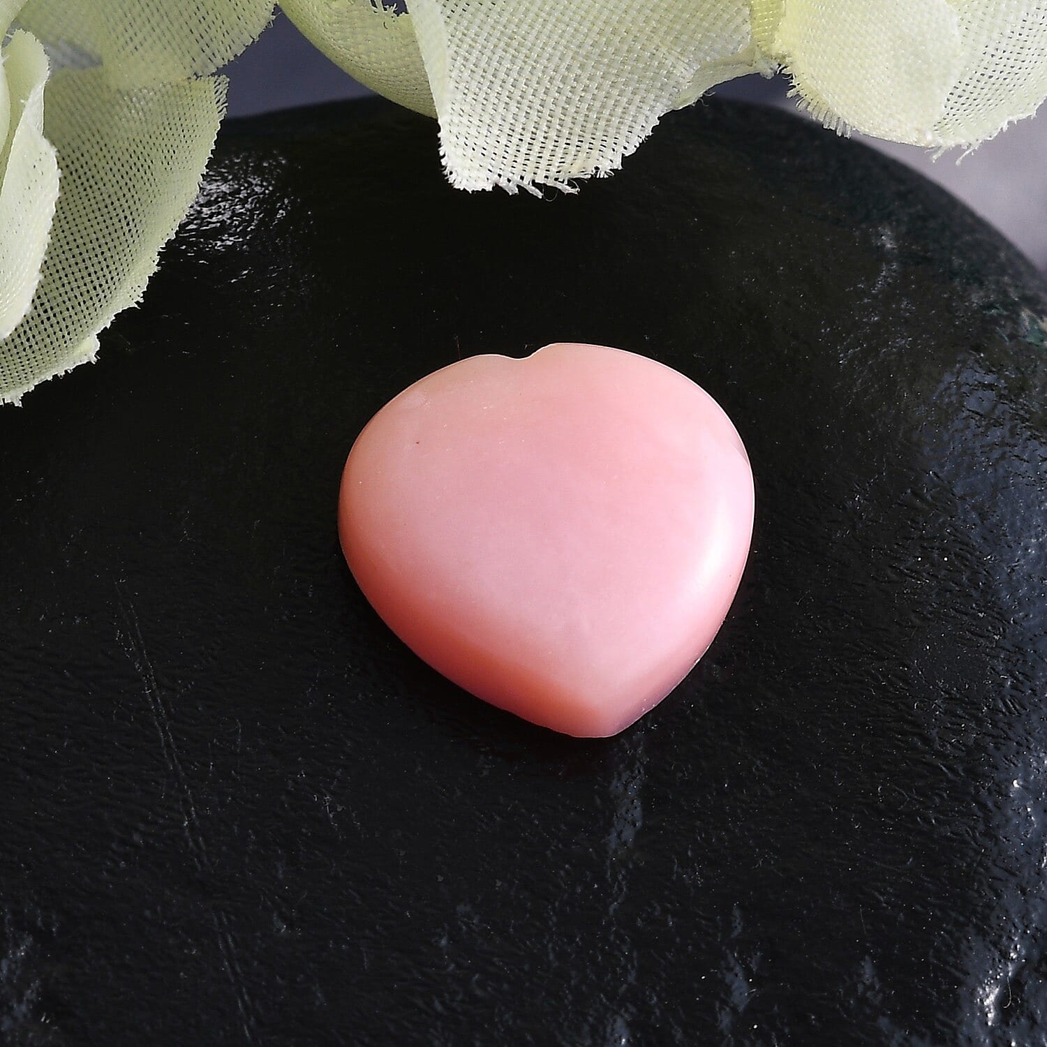 AA Pink Opal Hert 15.0mm 6.70 Ct