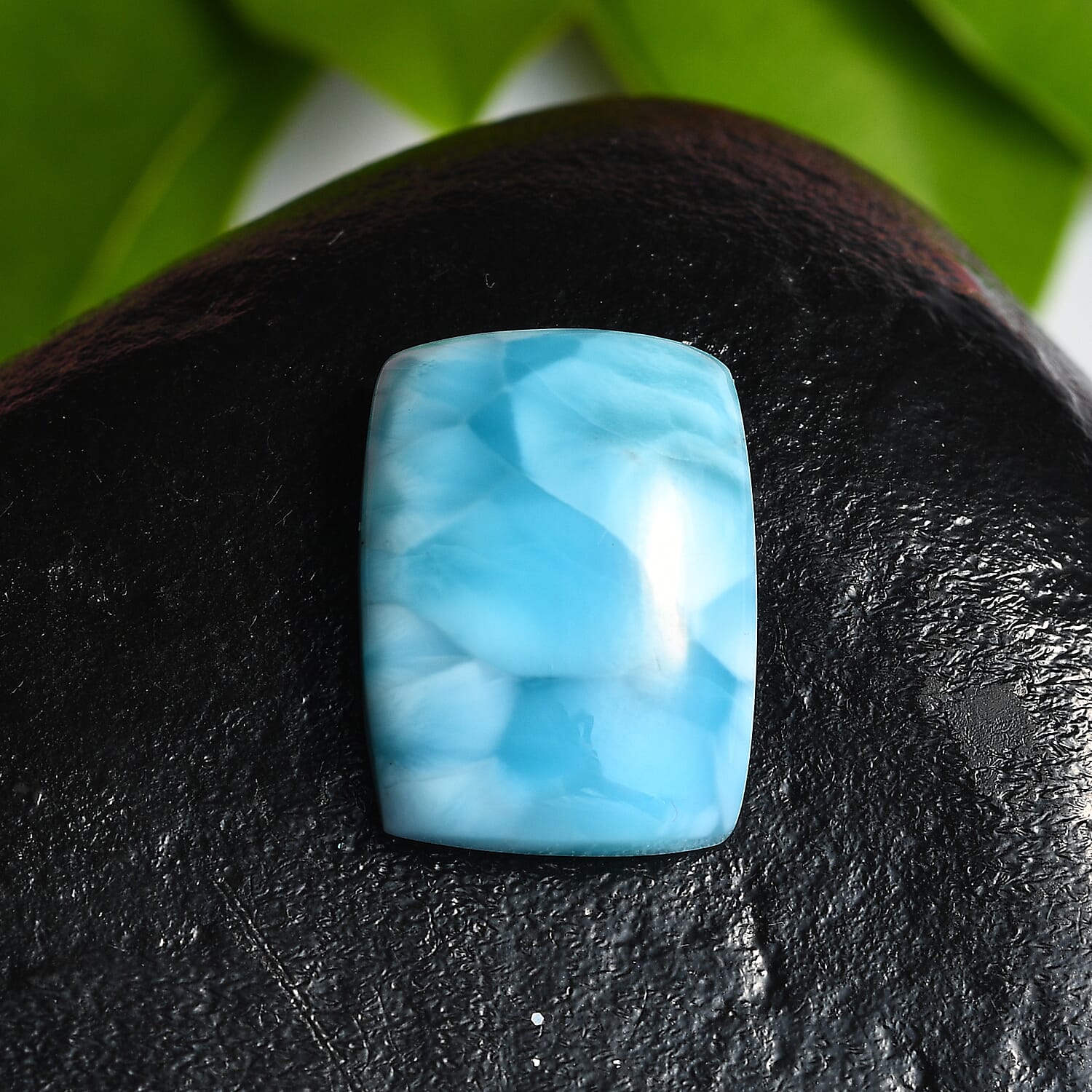 AAA Larimar Cushion 20x15 mm 19.87 Ct.