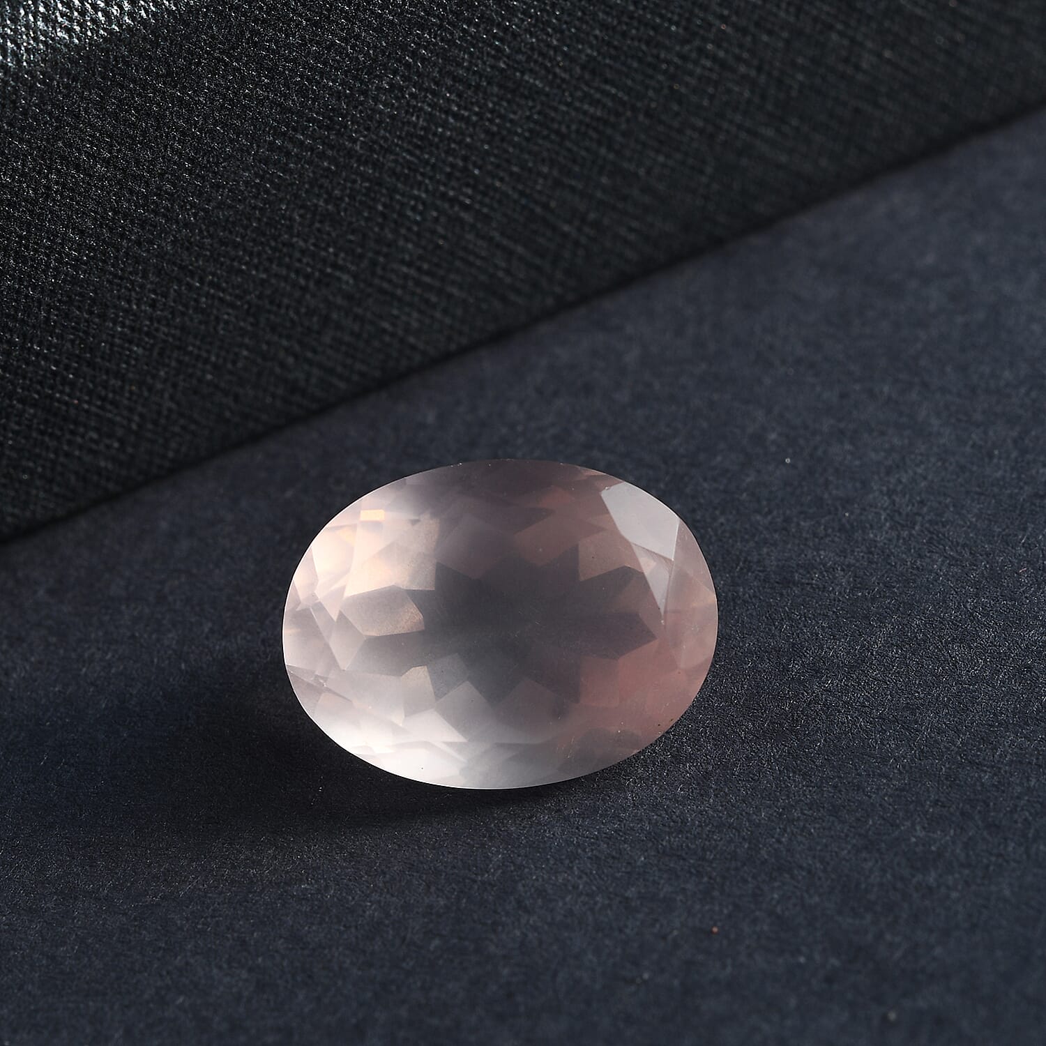 Rose Quartz Oval 16x12 mm 8.78 Ct.