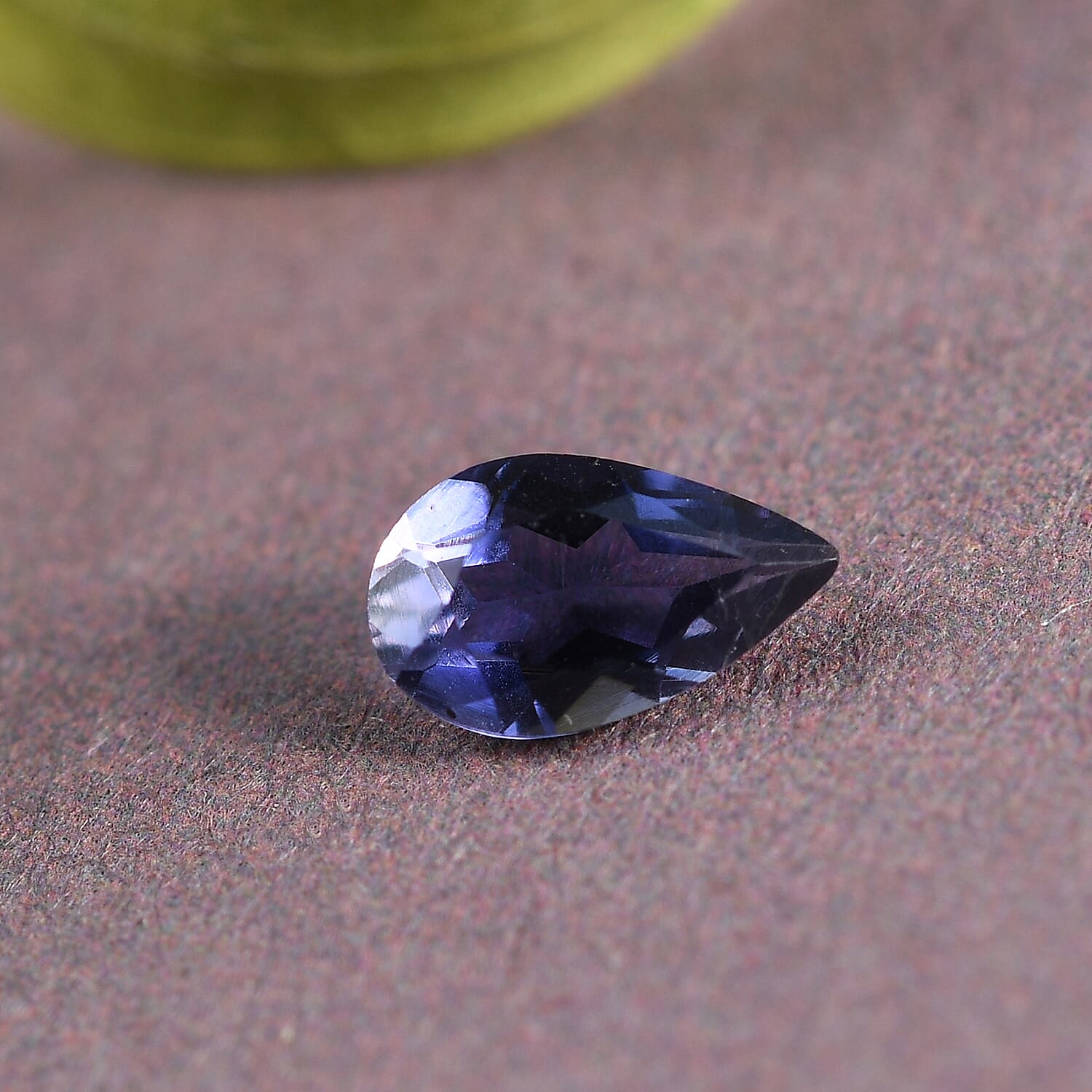 AA Iolite Pear 5x3 mm 0.12 Ct.