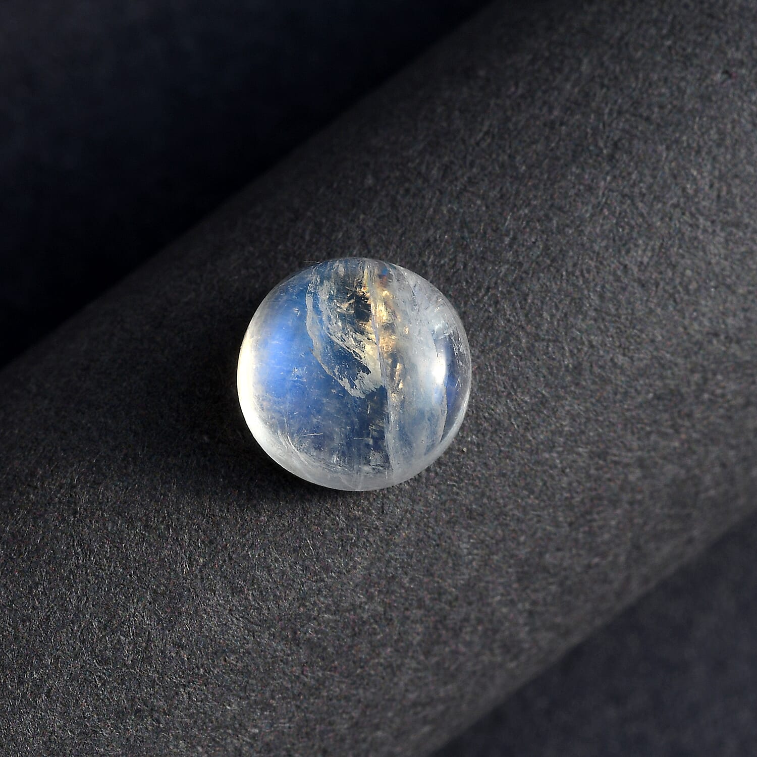 Rainbow Moonstone Round 7 mm 1.61 Ct.