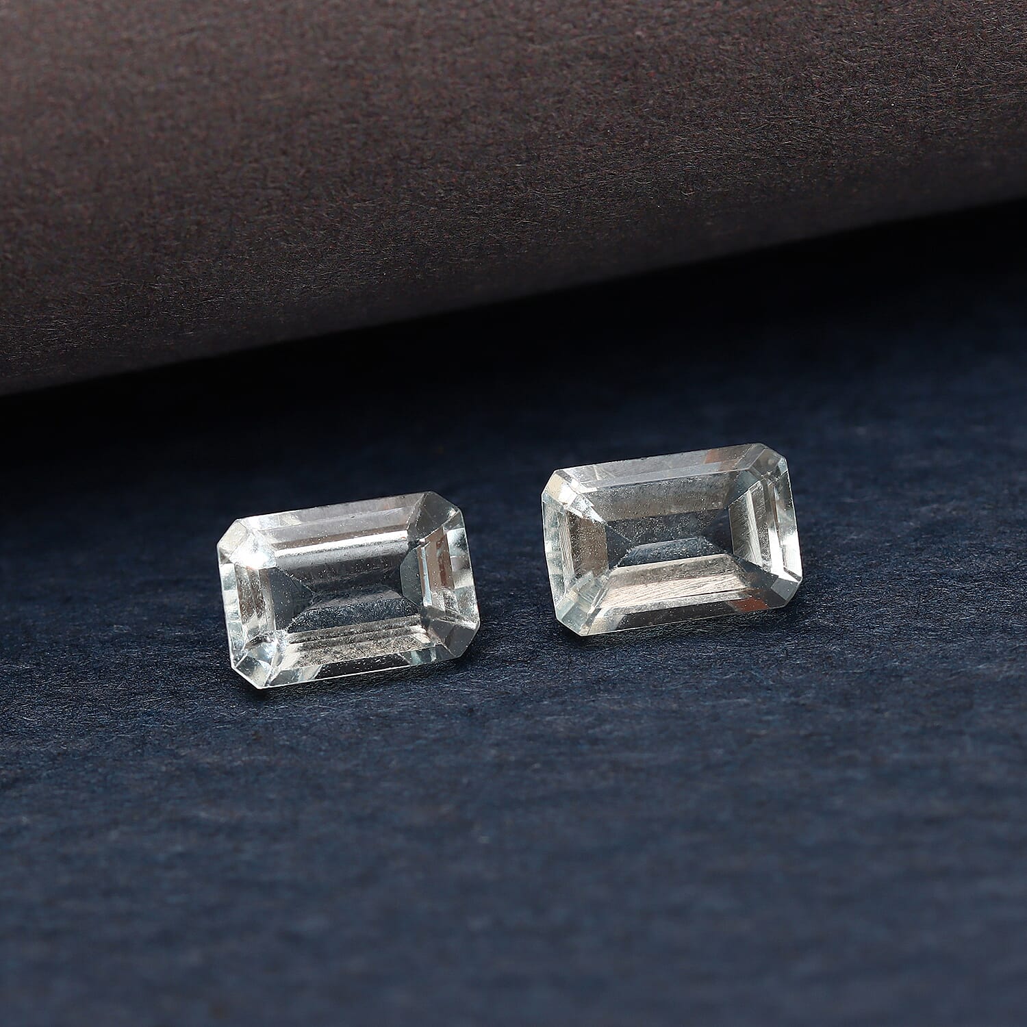 Set of 2 - Goshenite Octagon 6x4 mm 1.13 Ct.