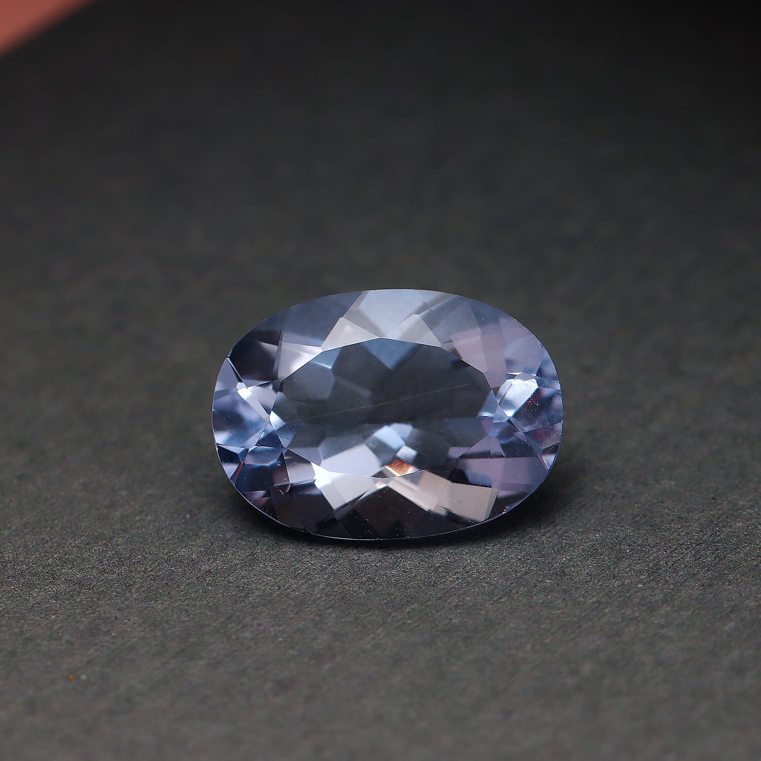 Colour Change Fluorite Oval 14x10 mm 6.45 Ct.