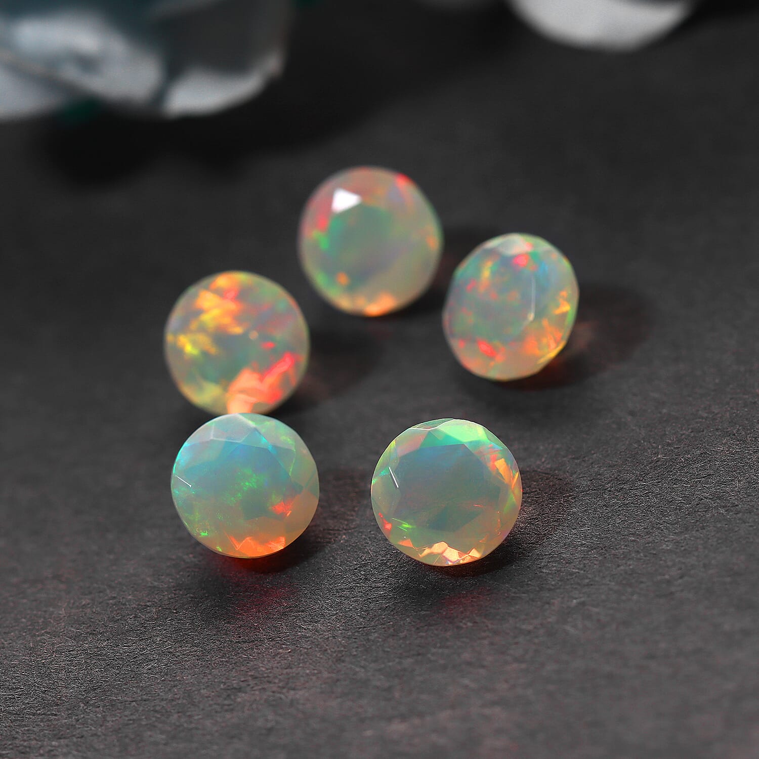Set of 5 - AA Ethiopian Welo Opal Round 5 mm 1.40 Ct.