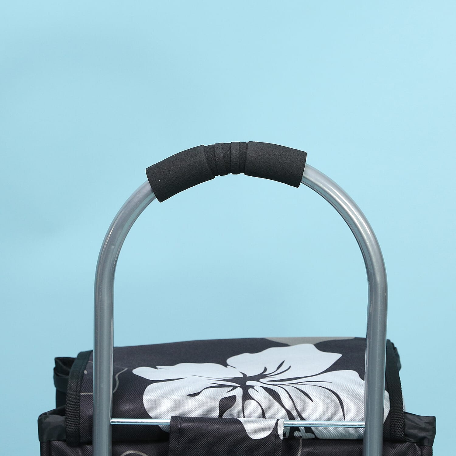 Simples Shopping Trolley in Black and White (Size 80x16x35cm)