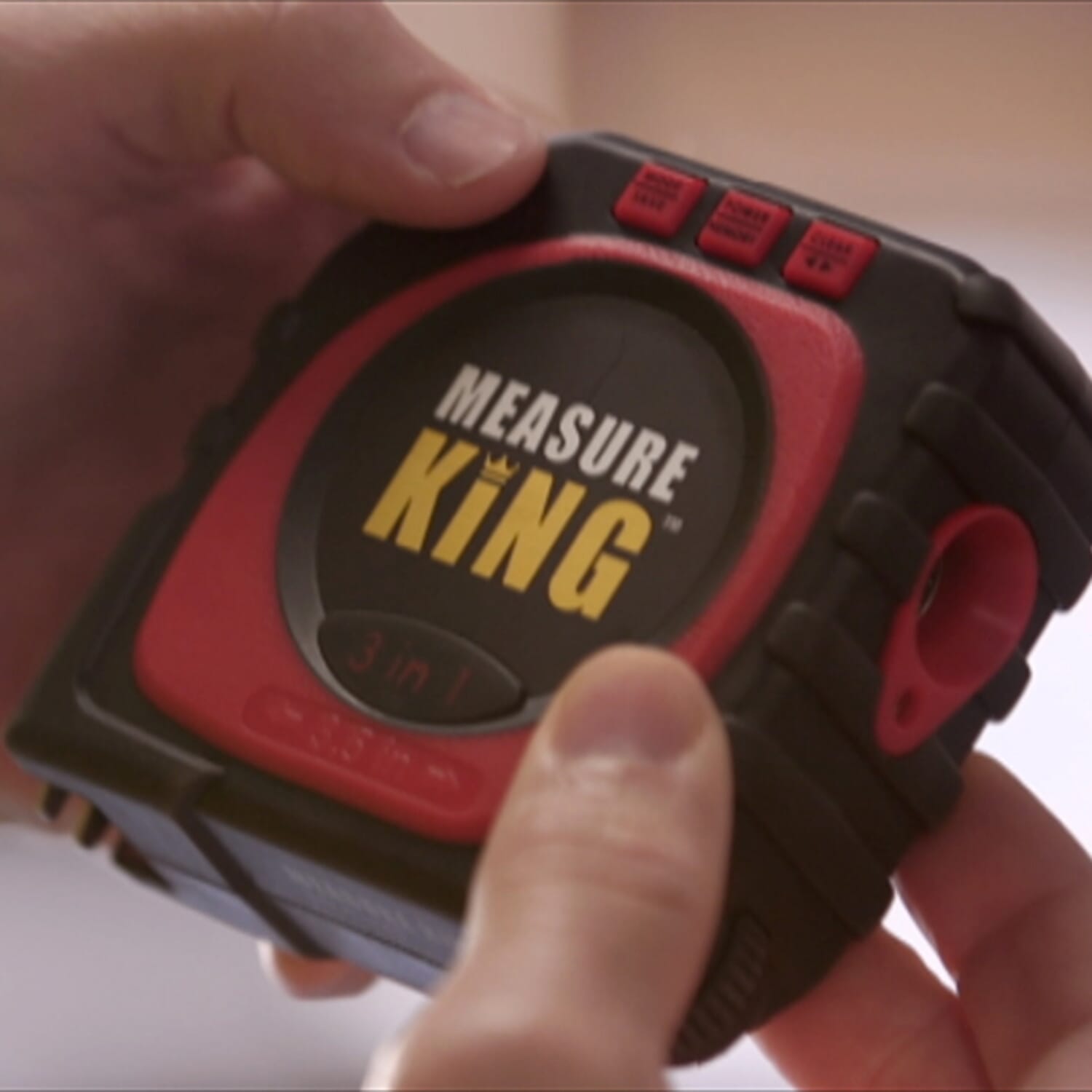 Measure King 3-1 Measuring Tape (Requires 4AAA Batteries - not inc)