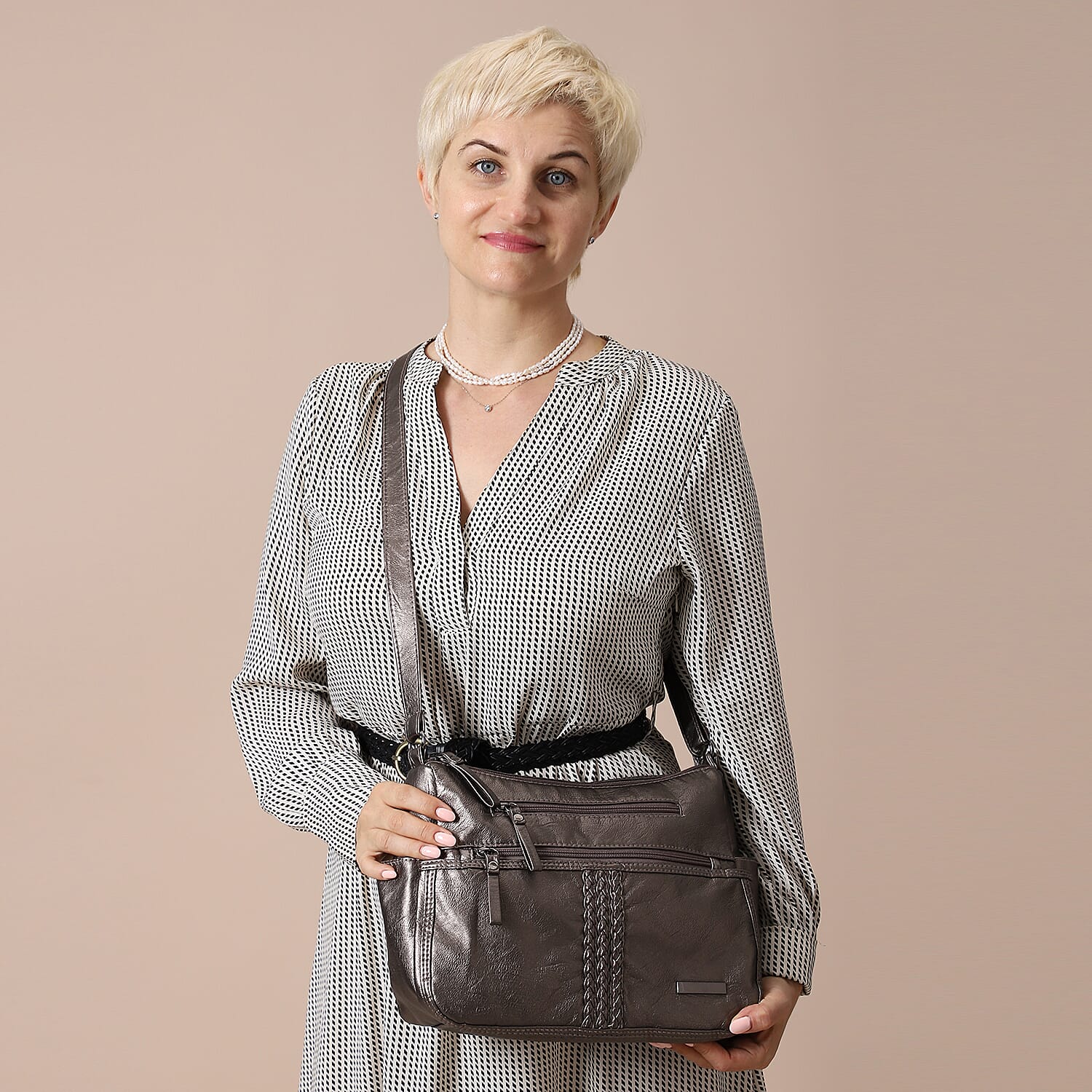 Multi Pocket Crossbody Bag with Zipper Closure and Adjustable Shoulder Strap (Size 30x20x11cm) - Grey