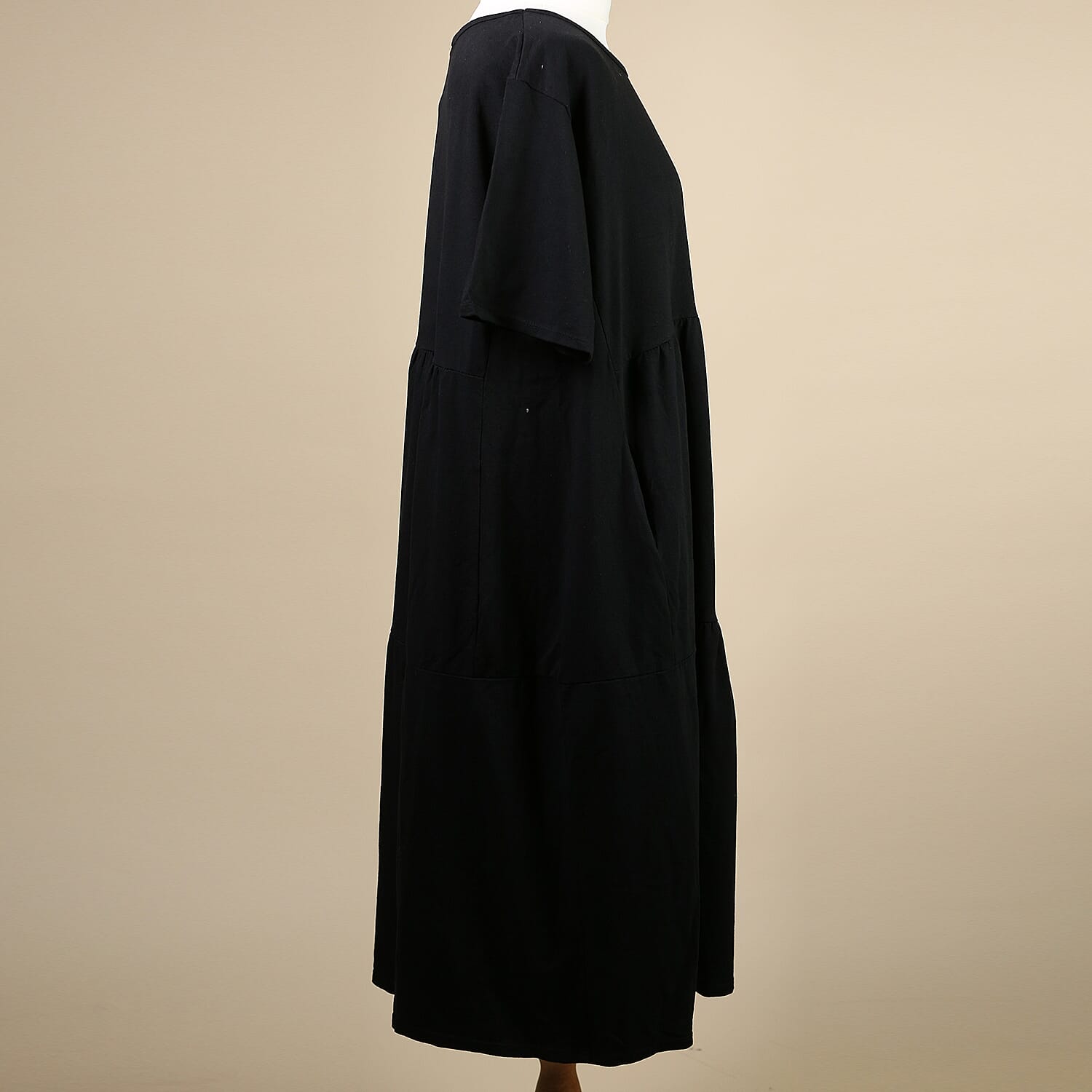 Nova of London Tiered Oversized Smock Midi Dress in Black (Size up to 20) (60x110cm)