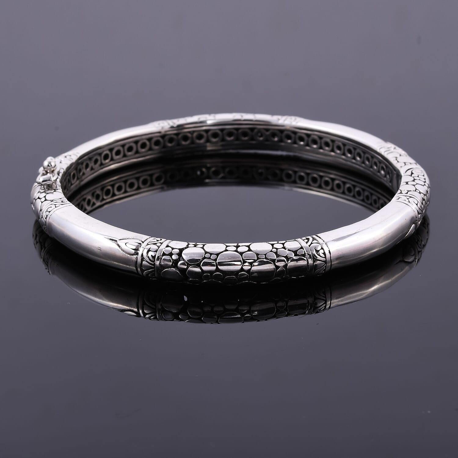 Sterling Silver Bangle (Size 8), Silver Wt. 26.00 Gms