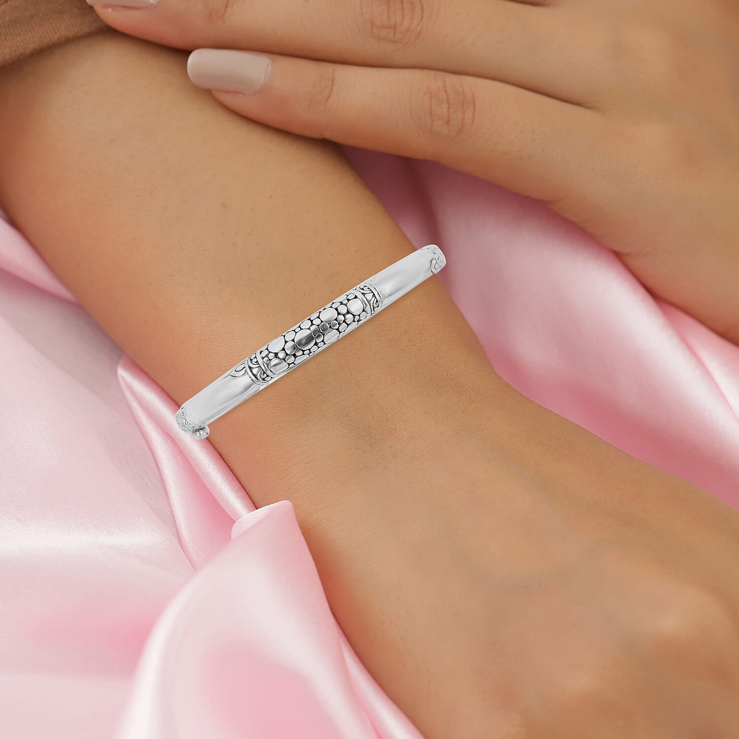 Sterling Silver Bangle (Size 8), Silver Wt. 26.00 Gms