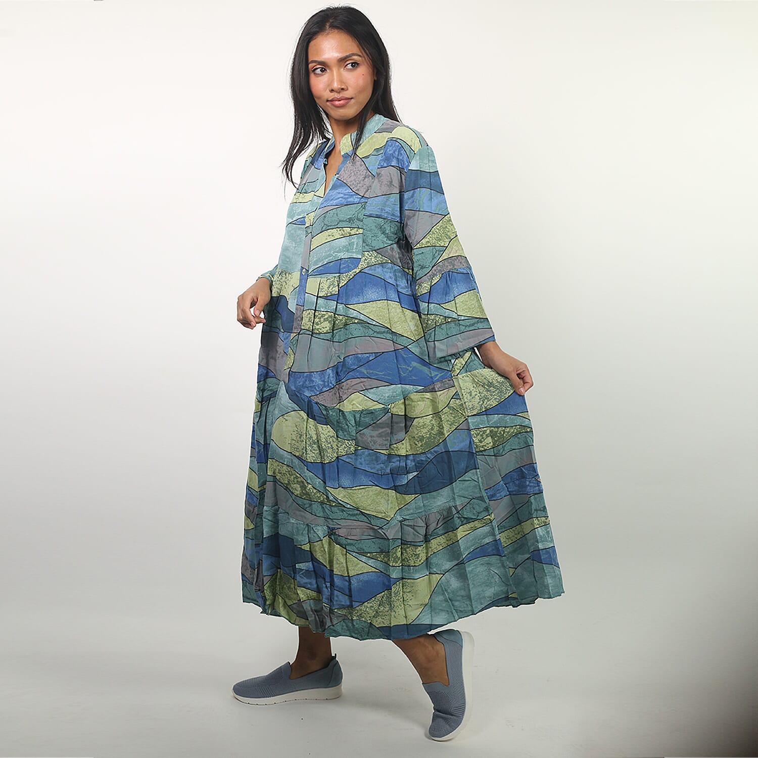 NOVA of London - Abstract Midi Smock Dress in White and Multi (Size up to 18)