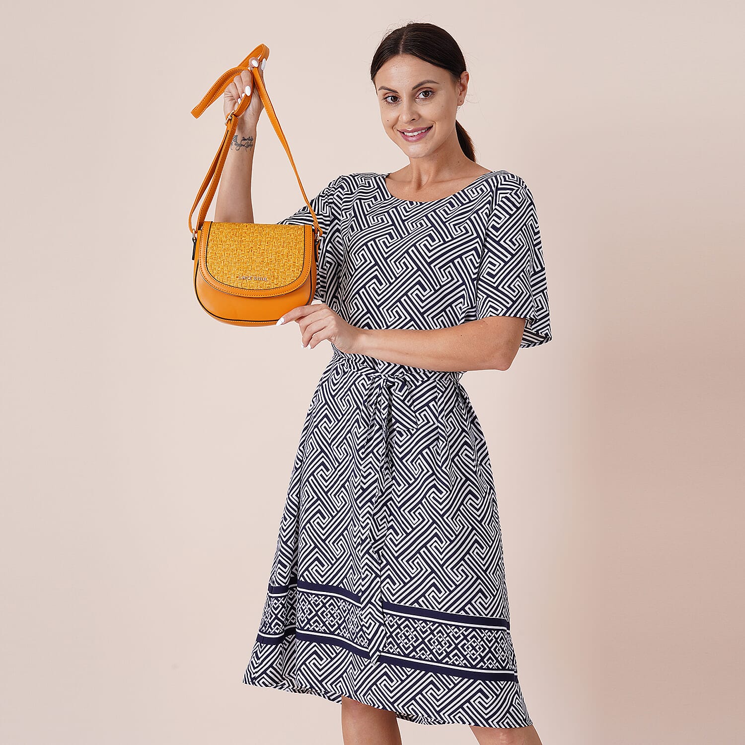 LOCK SOUL Weave Pattern Crossbody Bag with Shoulder Strap (Size 20x16x7Cm) - Orange