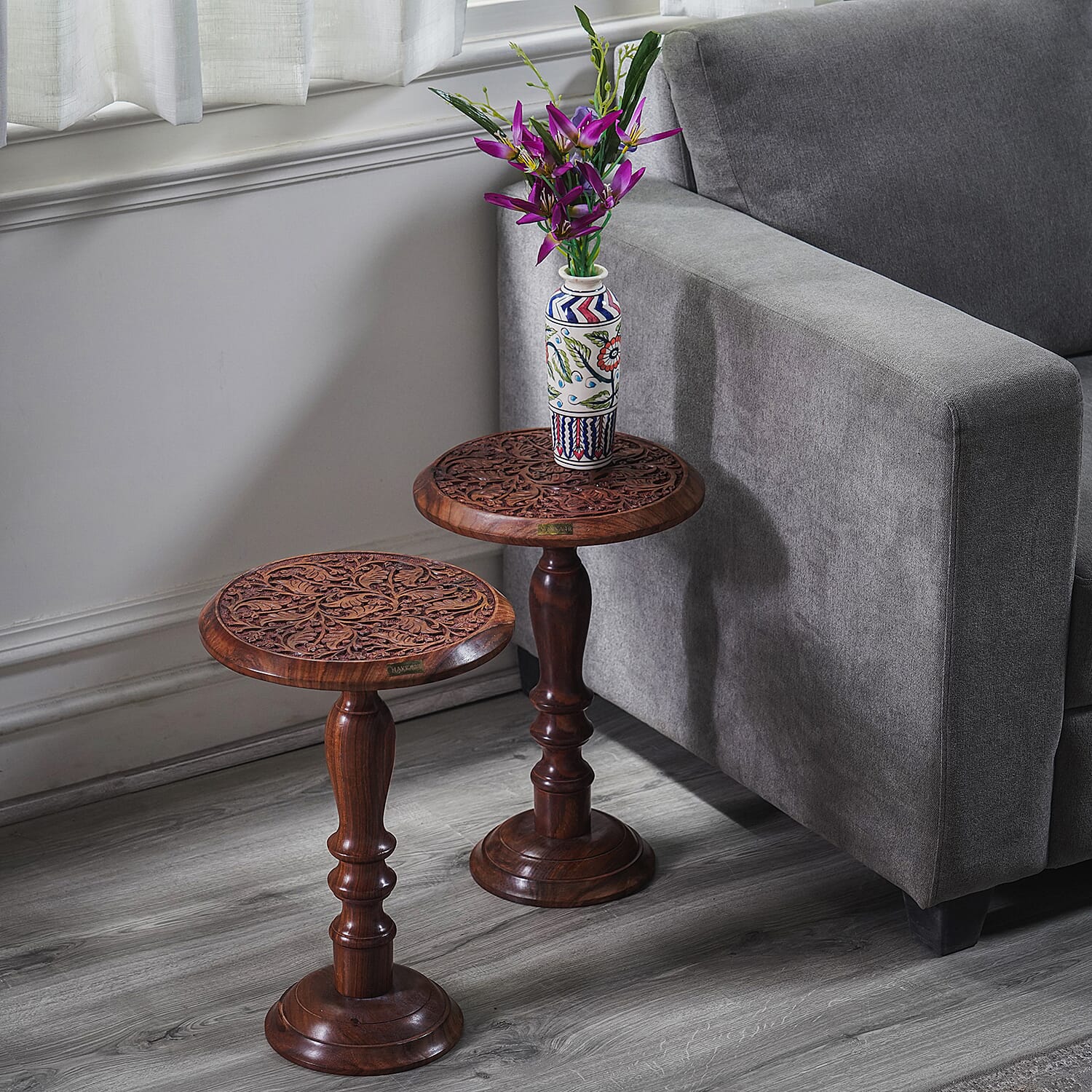 NAKKASHI Set of 2 - Sheehsam Wood Handcarved Bedside Pillar Table (Size 30x30x45Cm)