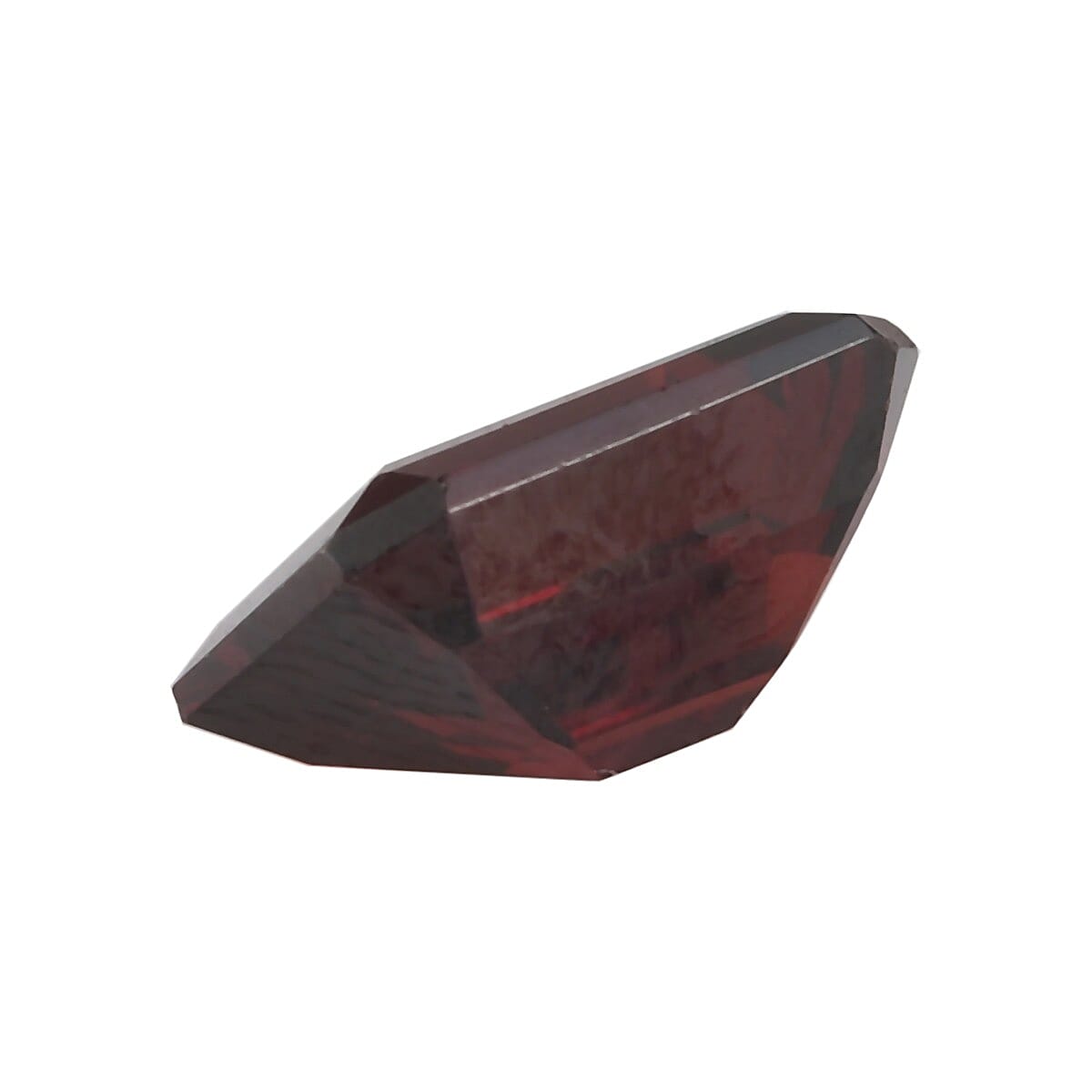 Mozambique Garnet Octagon 9x7mm- 2.6 Ct