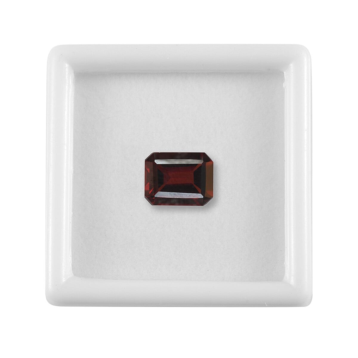 Mozambique Garnet Octagon 9x7mm- 2.6 Ct