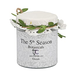 Clove fragrance gives spicy, warm & sweet aroma