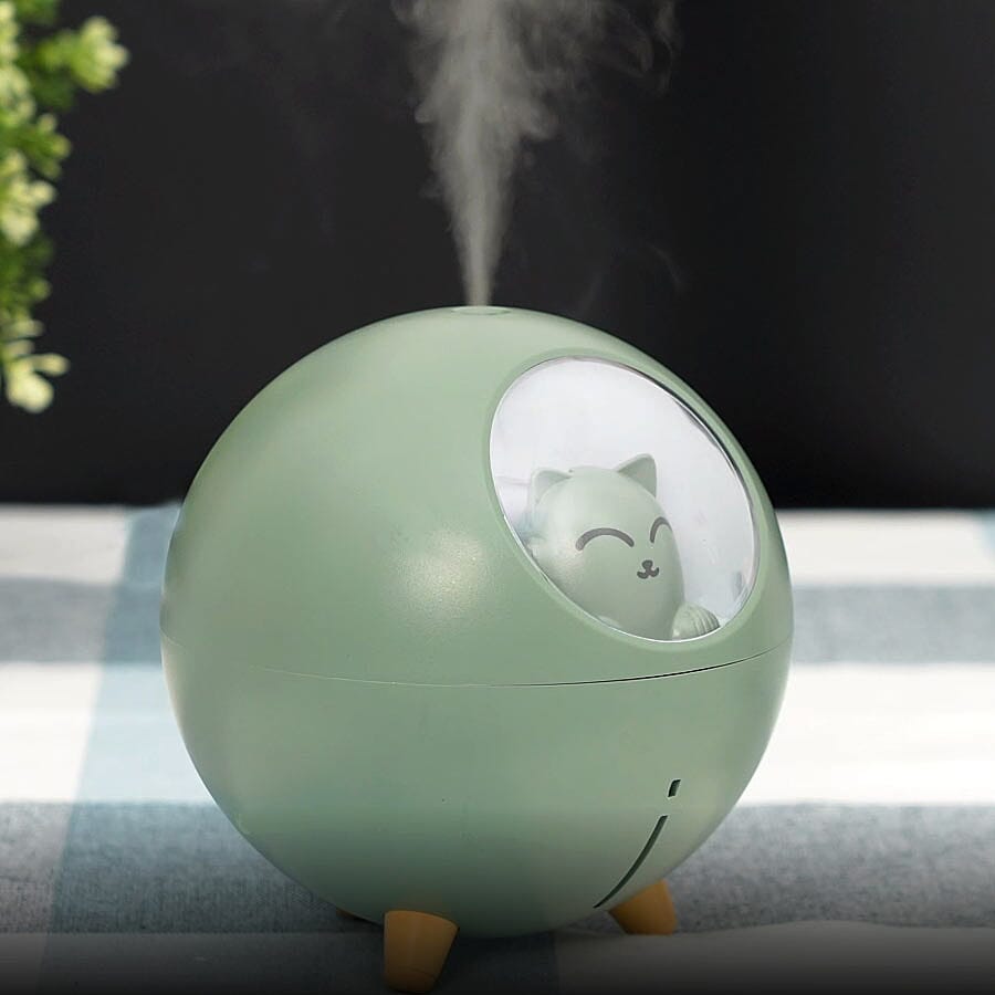 The Fifth Season - Cute Planet Cat Humidifier with 10ml Jasmine Fragrance Oil and Colour Changing LED Light - Green