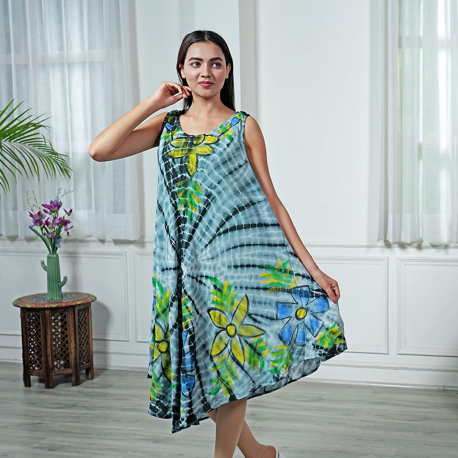 Tie & Dye Umbrella Dress in Grey and Black (Size upto 20)  Length - 120cm/47in