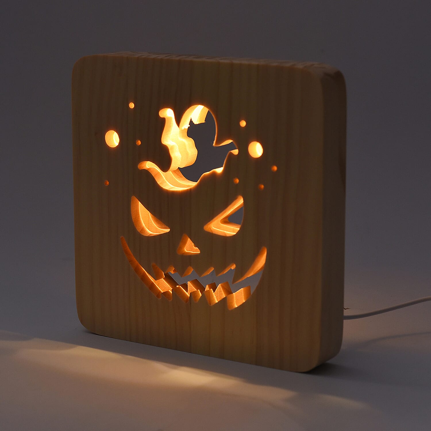 3D Wooden LED Light Halloween Pattern with USB Port (Size: 19x19x3cm)
