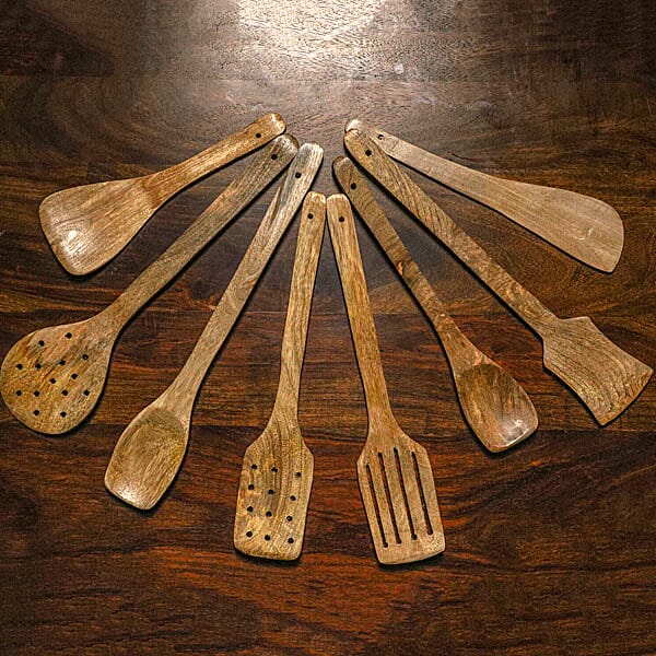 Set of 8 Pcs Non Stick Spatulas & Ladles Wooden Spoon in Mango Wood